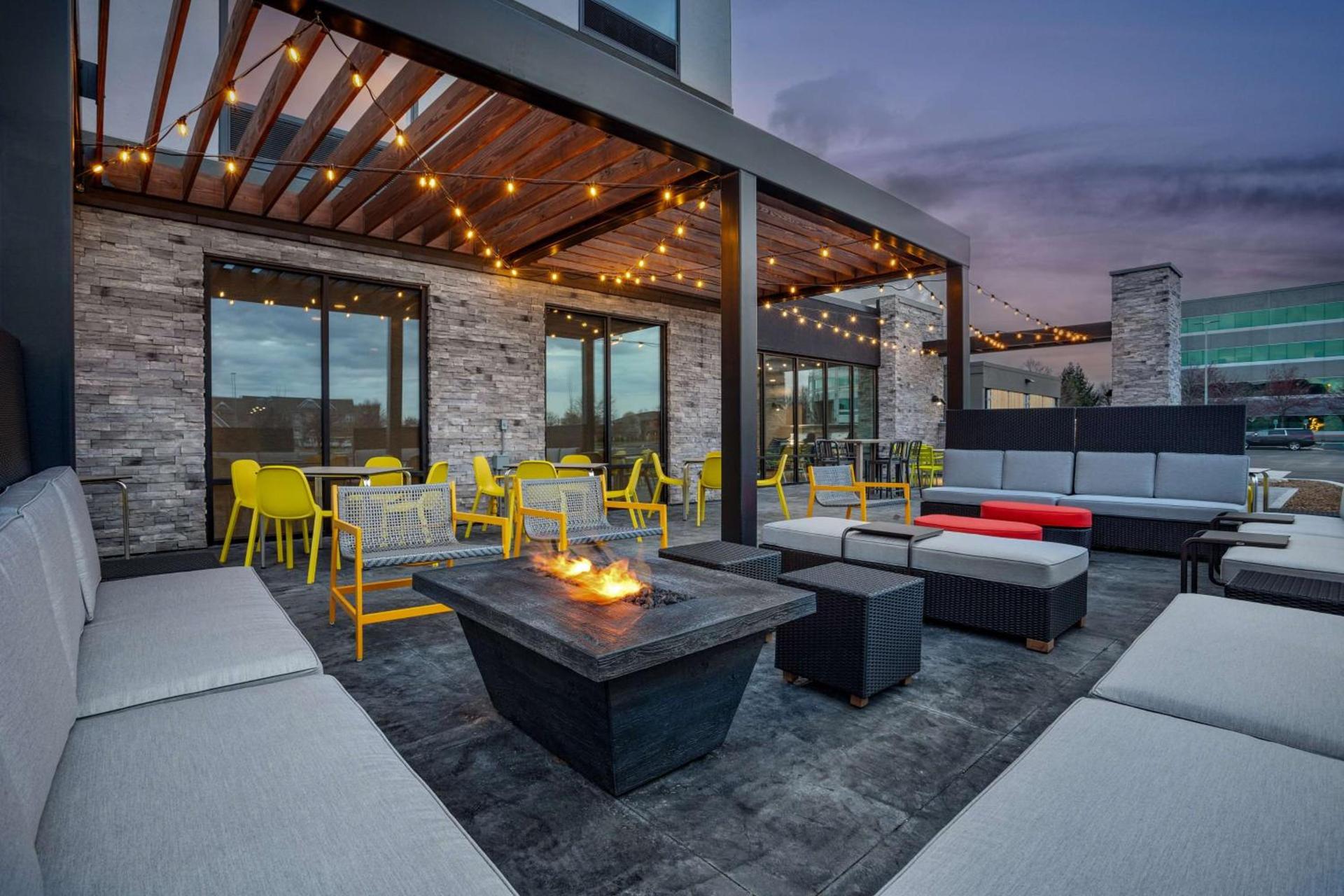 Home2 Suites By Hilton Indianapolis North At Intech Park photo 5