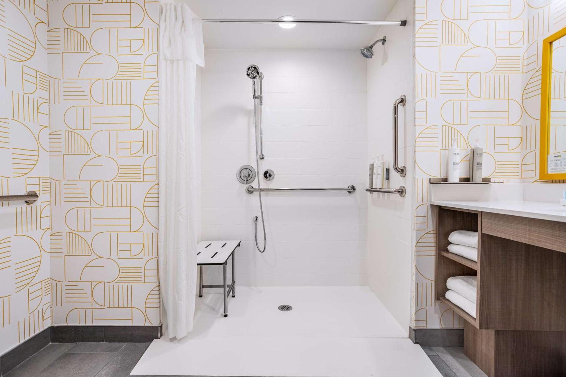 Home2 Suites By Hilton Indianapolis North At Intech Park photo 29