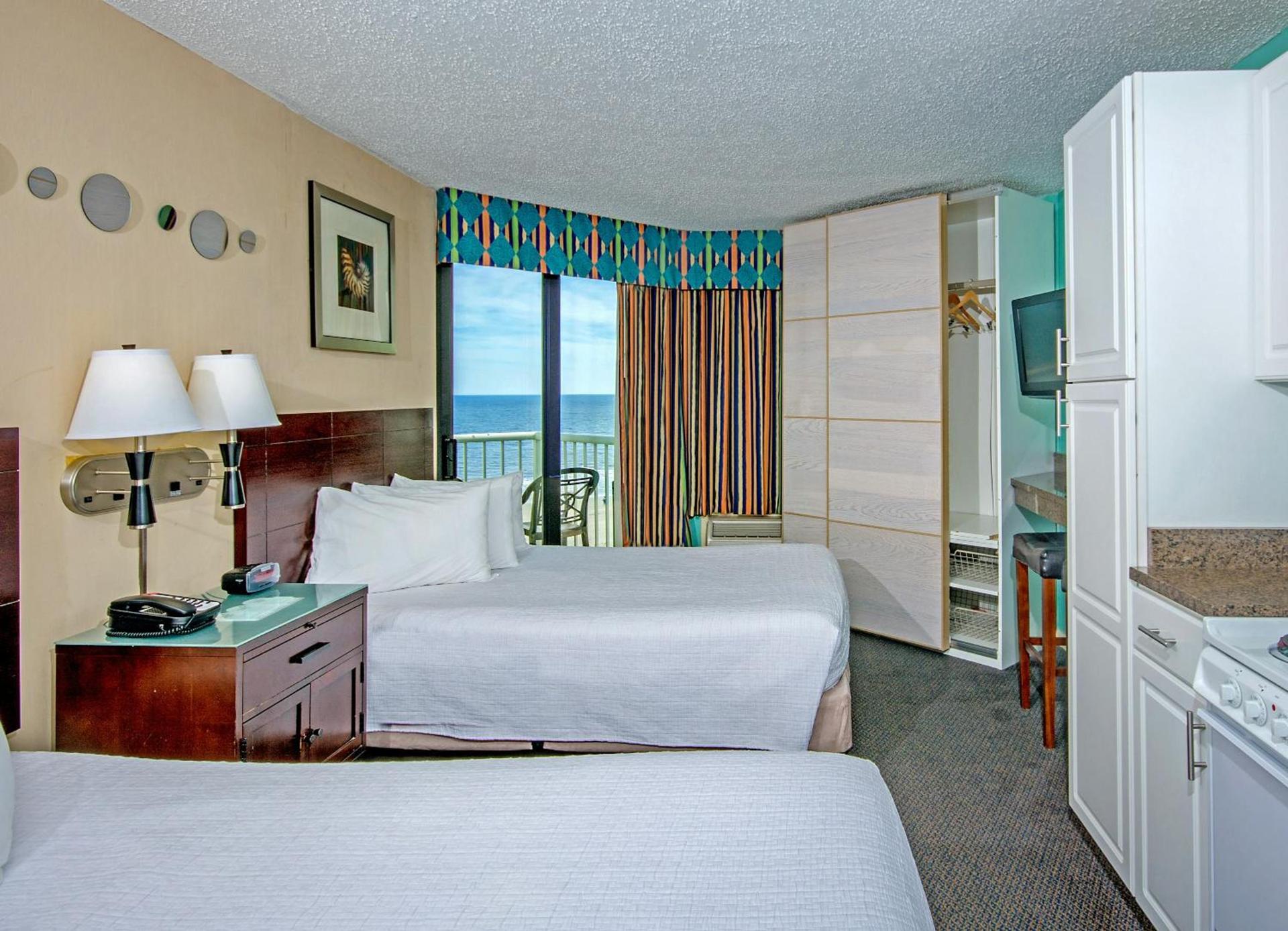 The Strand - A Boutique Resort photo 2