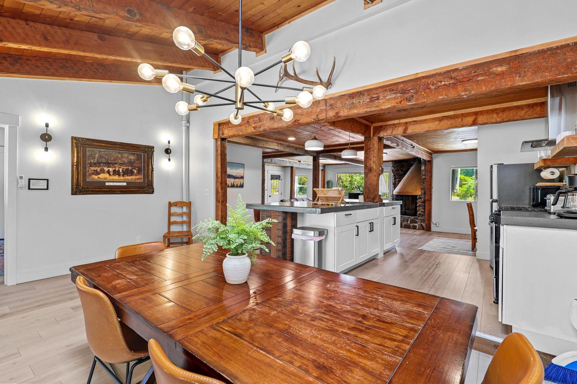 Basecamp Lodge photo 19