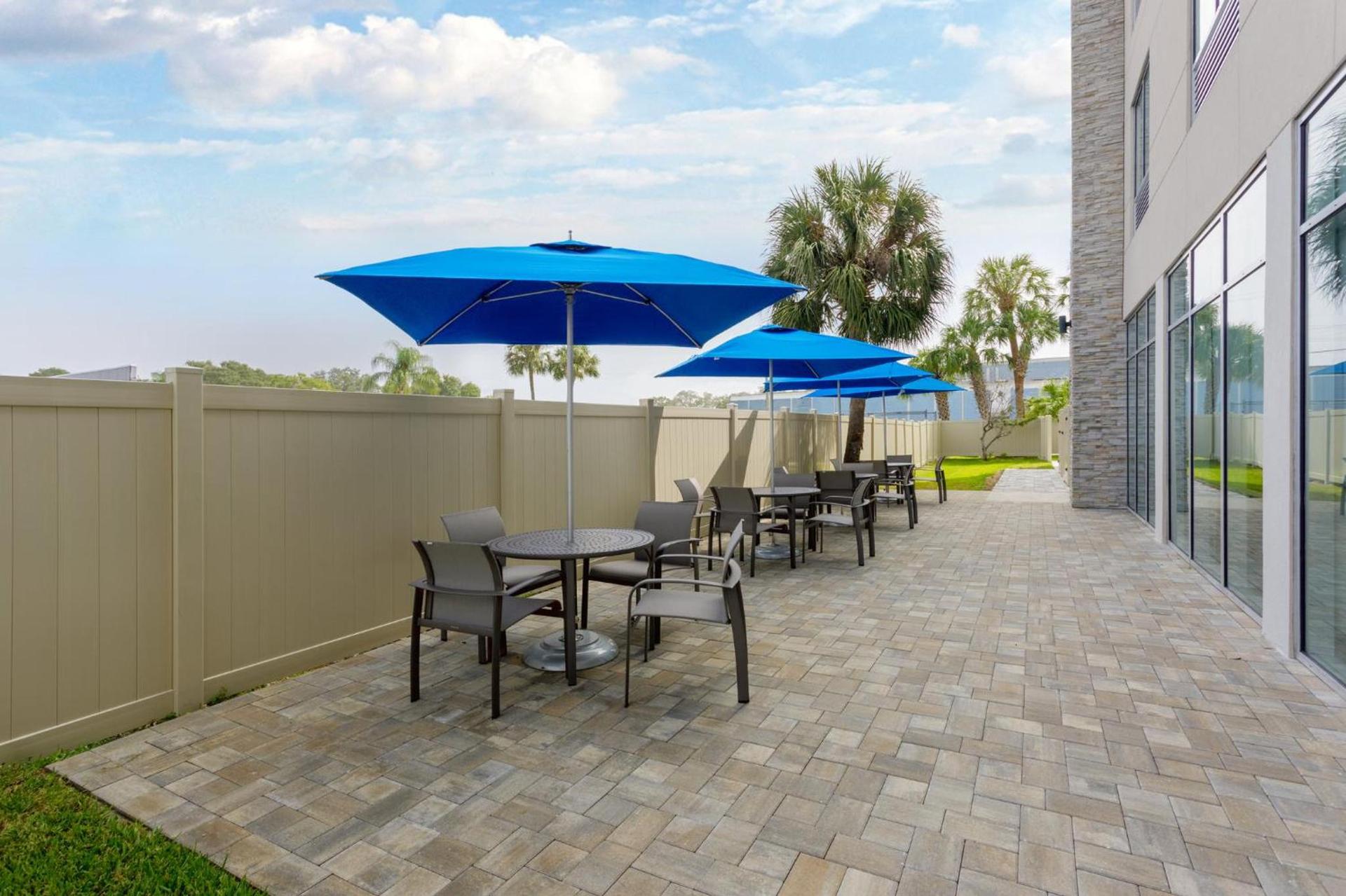 Holiday Inn Express & Suites Tampa Stadium - Airport Area by IHG photo 41