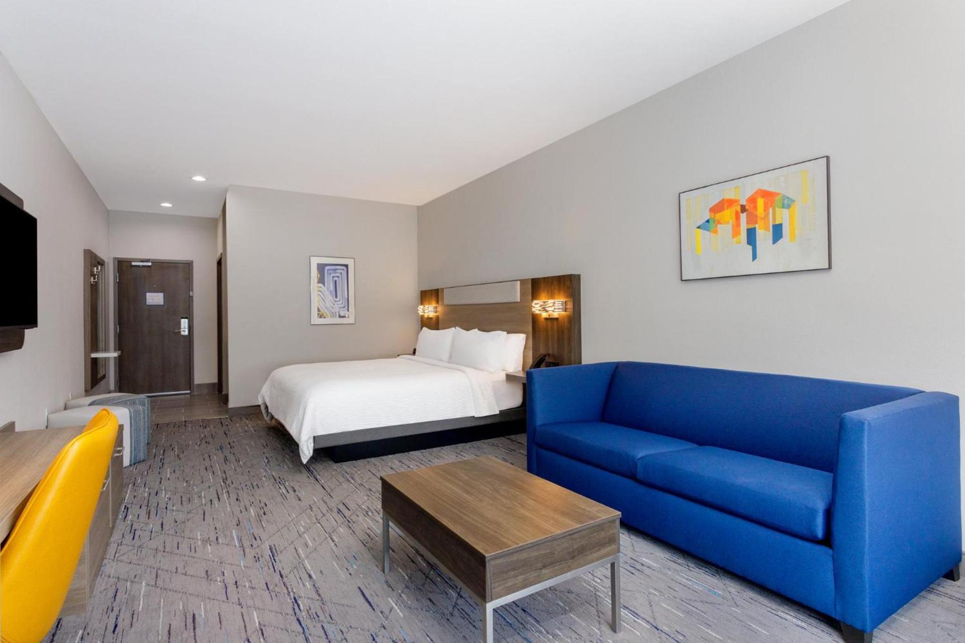 Holiday Inn Express & Suites Tampa Stadium - Airport Area by IHG photo 55