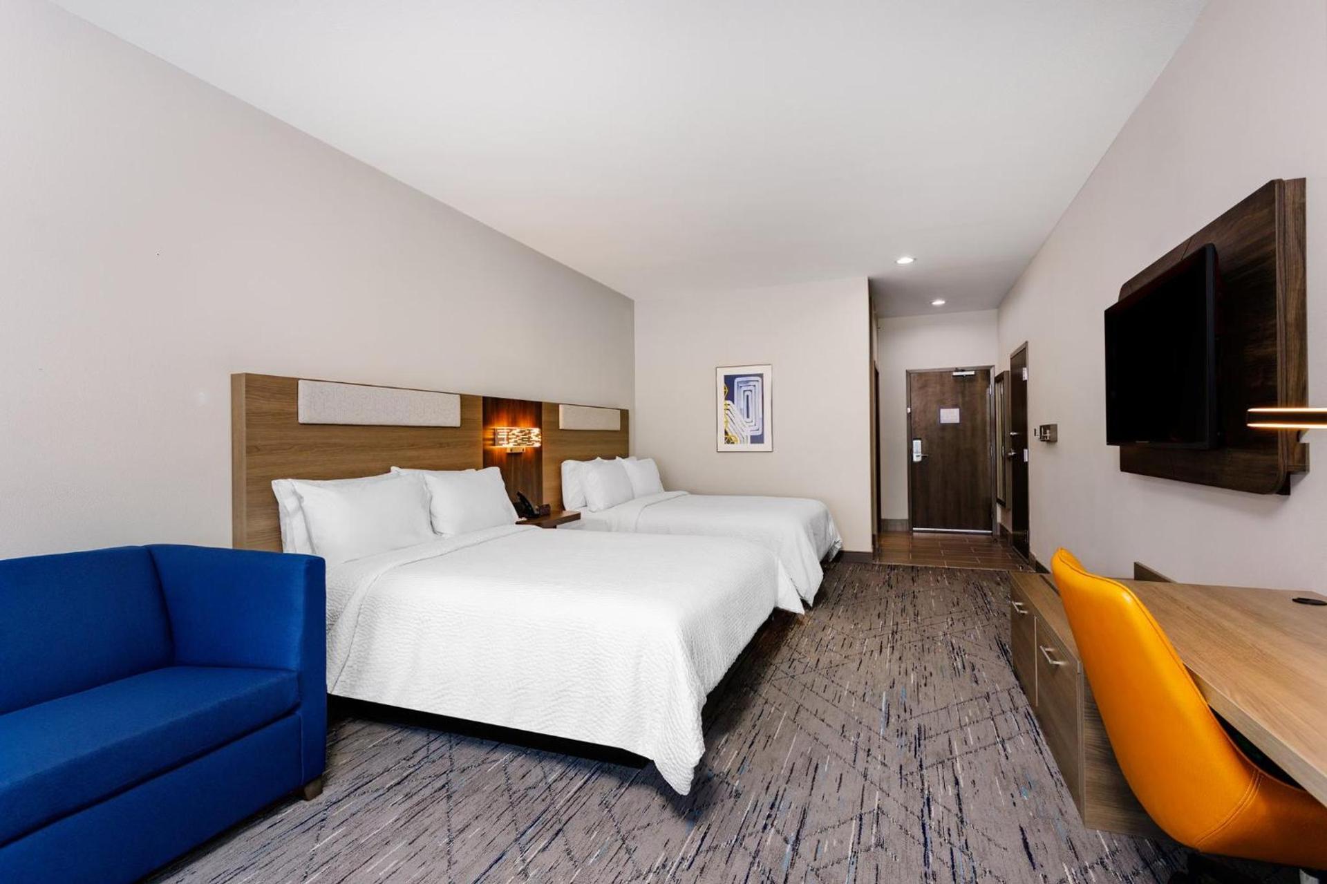 Holiday Inn Express & Suites Tampa Stadium - Airport Area by IHG photo 58