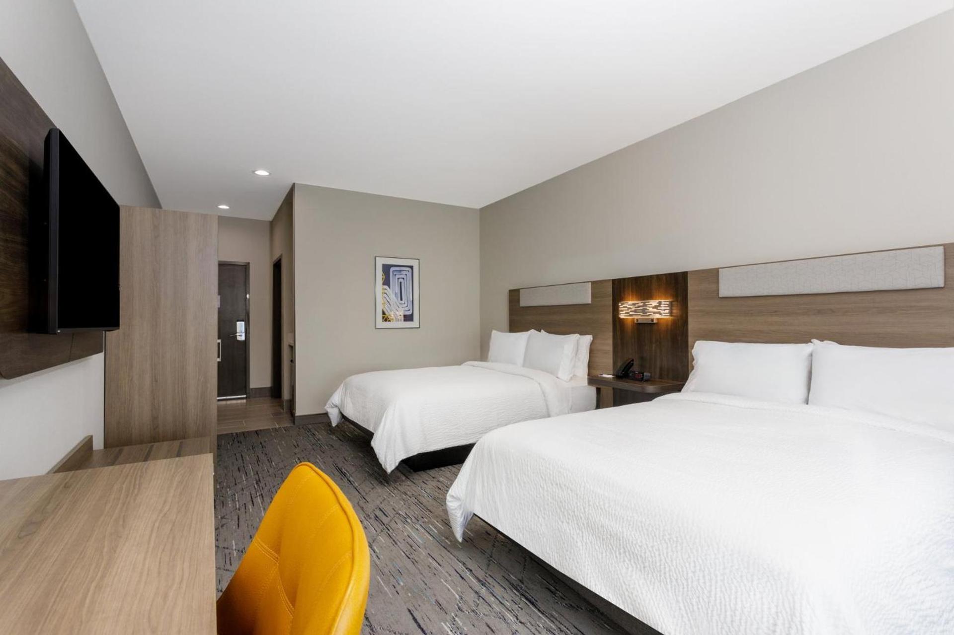 Holiday Inn Express & Suites Tampa Stadium - Airport Area by IHG photo 54