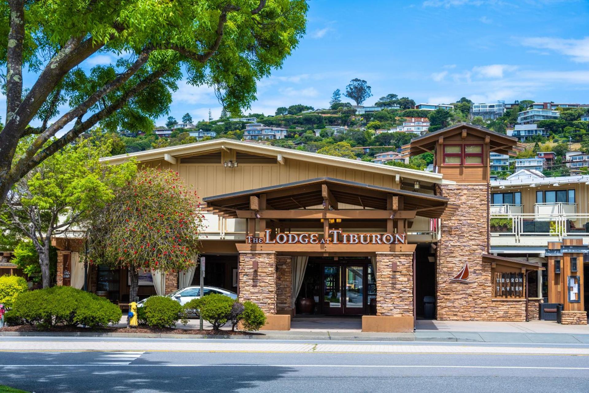 The Lodge at Tiburon photo 57