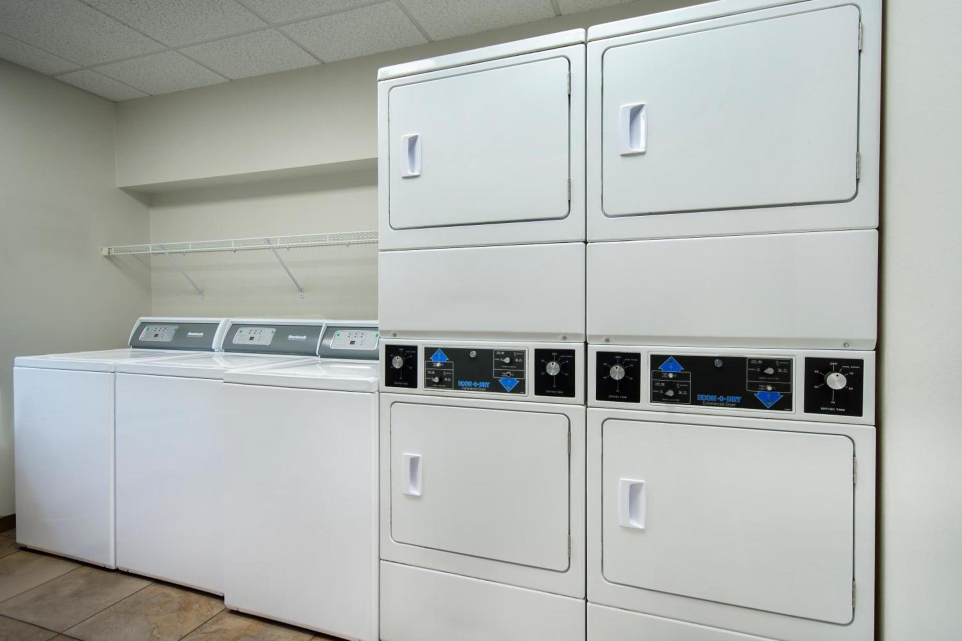Candlewood Suites Buffalo Amherst by IHG photo 14