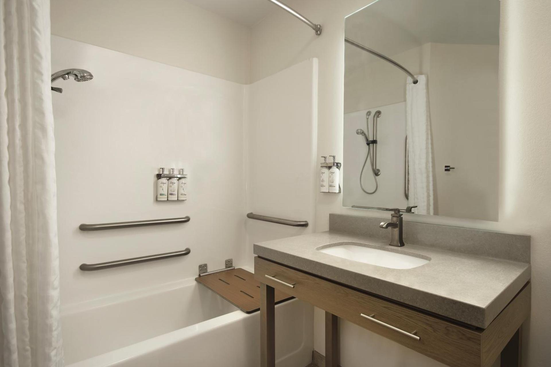 Candlewood Suites Buffalo Amherst by IHG photo 26