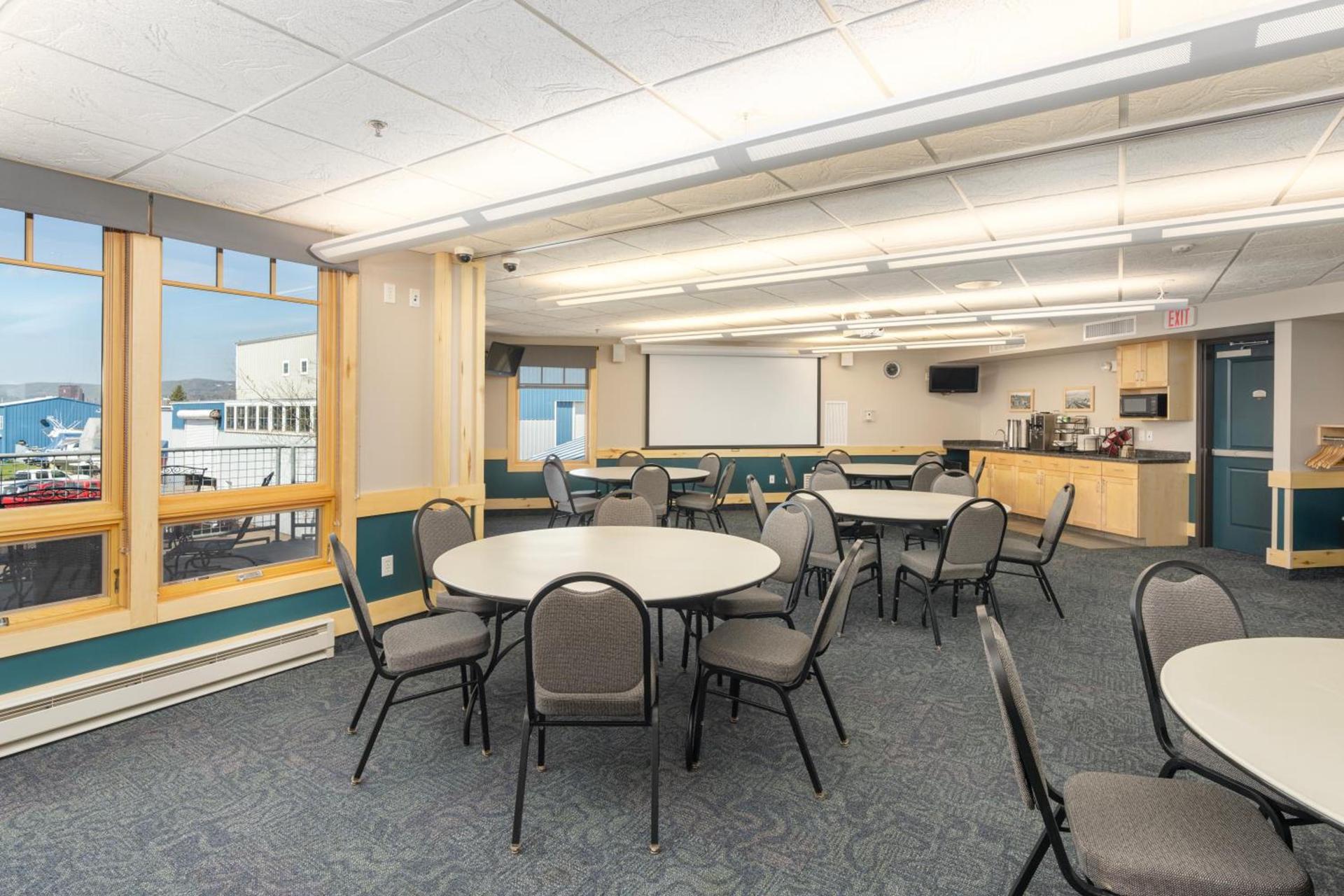 Park Point Marina Inn photo 60