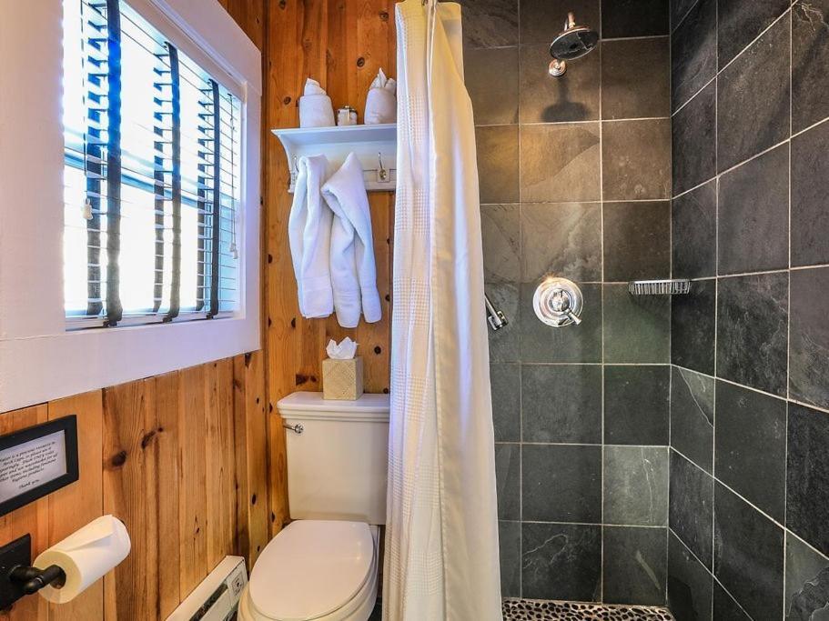 Inn at Arch Cape photo 48