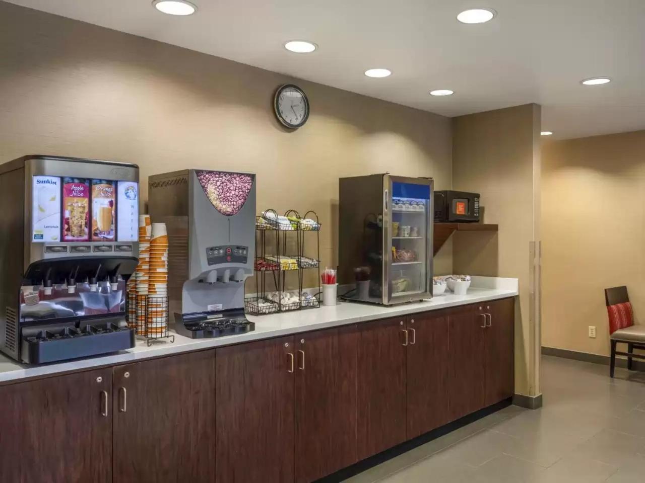 Comfort Inn Duncansville - Altoona photo 18