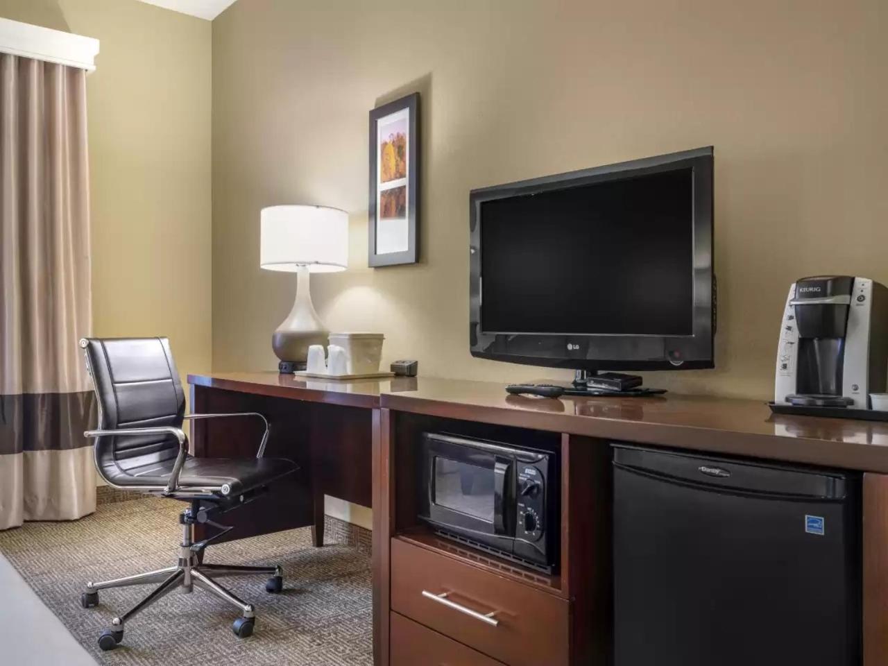 Comfort Inn Duncansville - Altoona photo 22