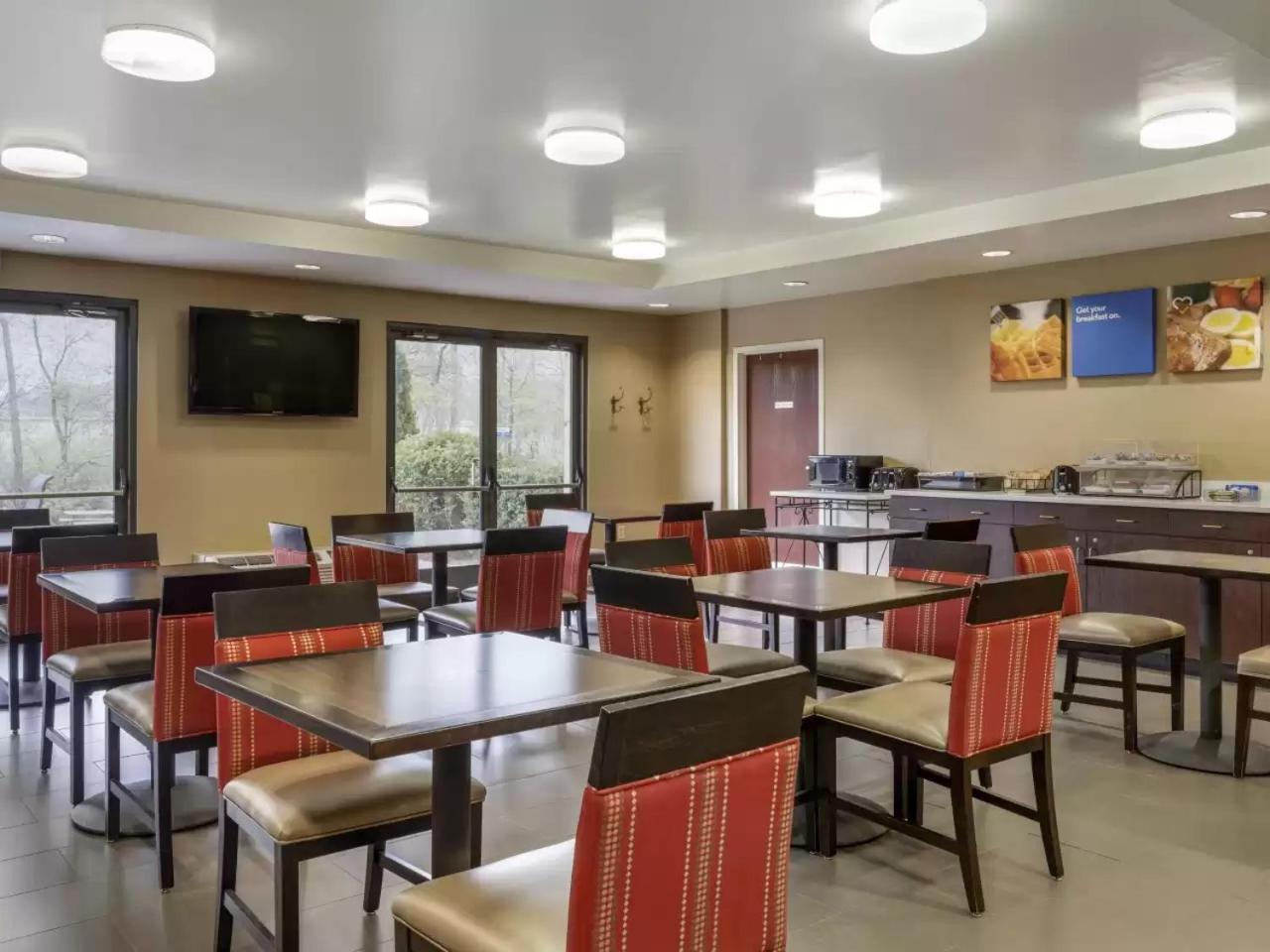 Comfort Inn Duncansville - Altoona photo 25