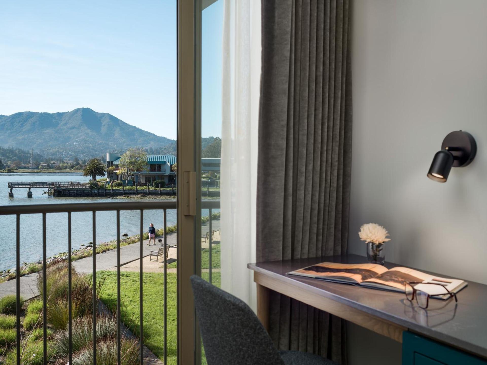 Acqua Hotel photo 2