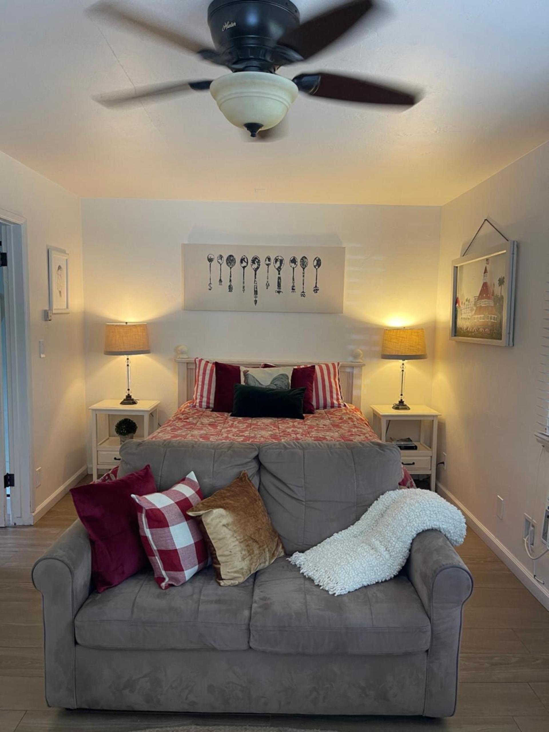 Redwood Hollow Cottages photo 8
