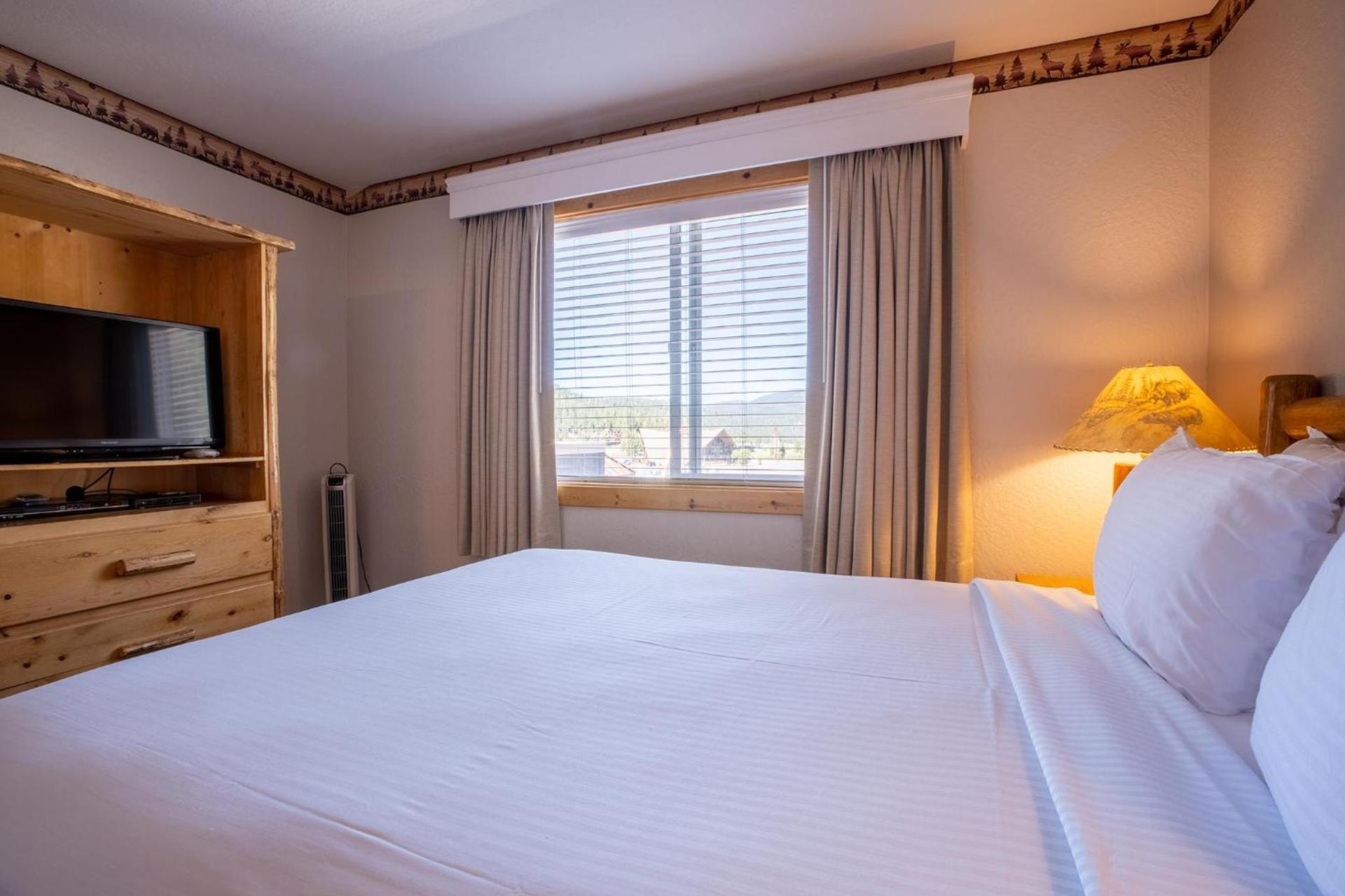 Red Wolf Lodge at Olympic Valley photo 62