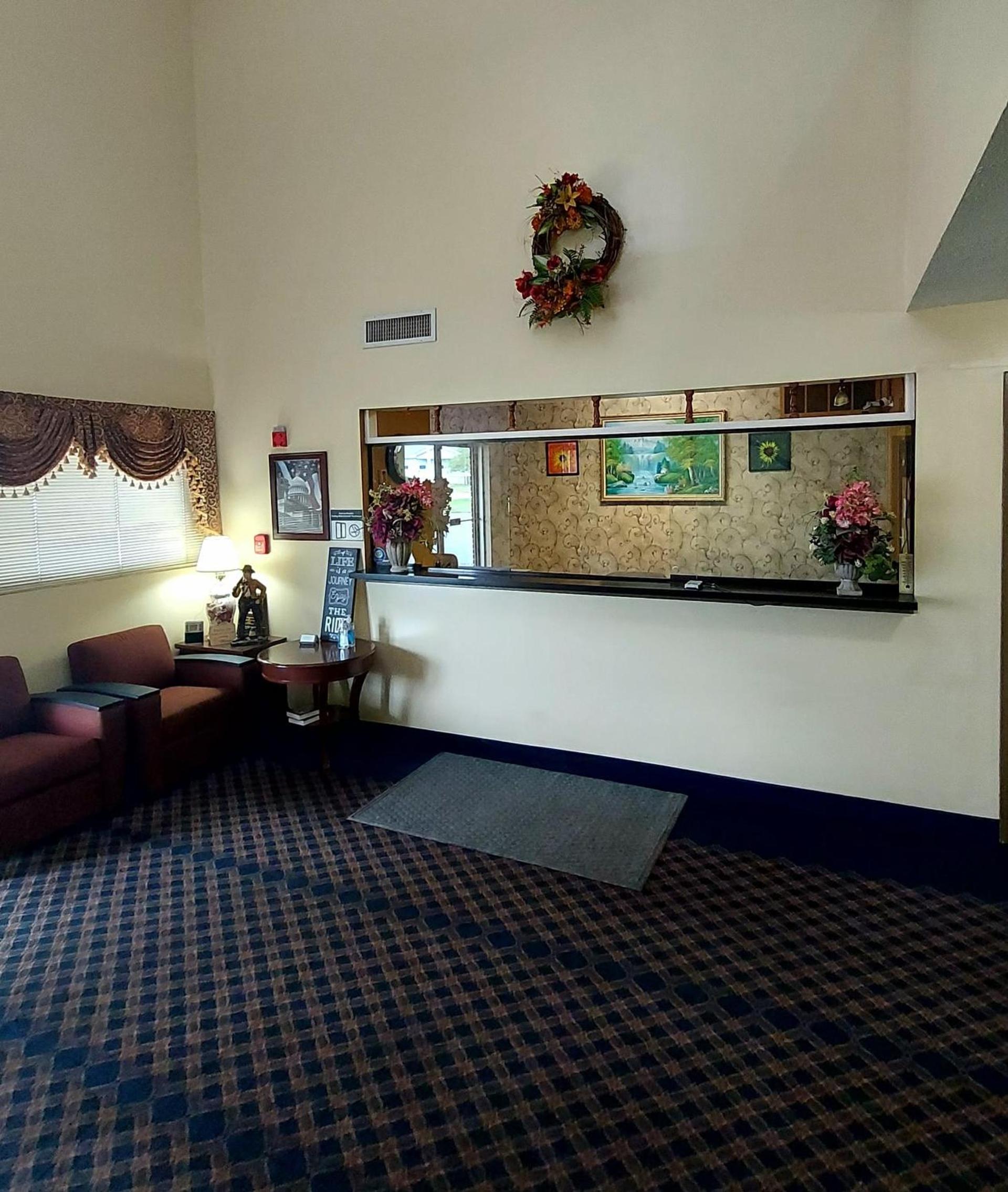 PATRIOT INN photo 4