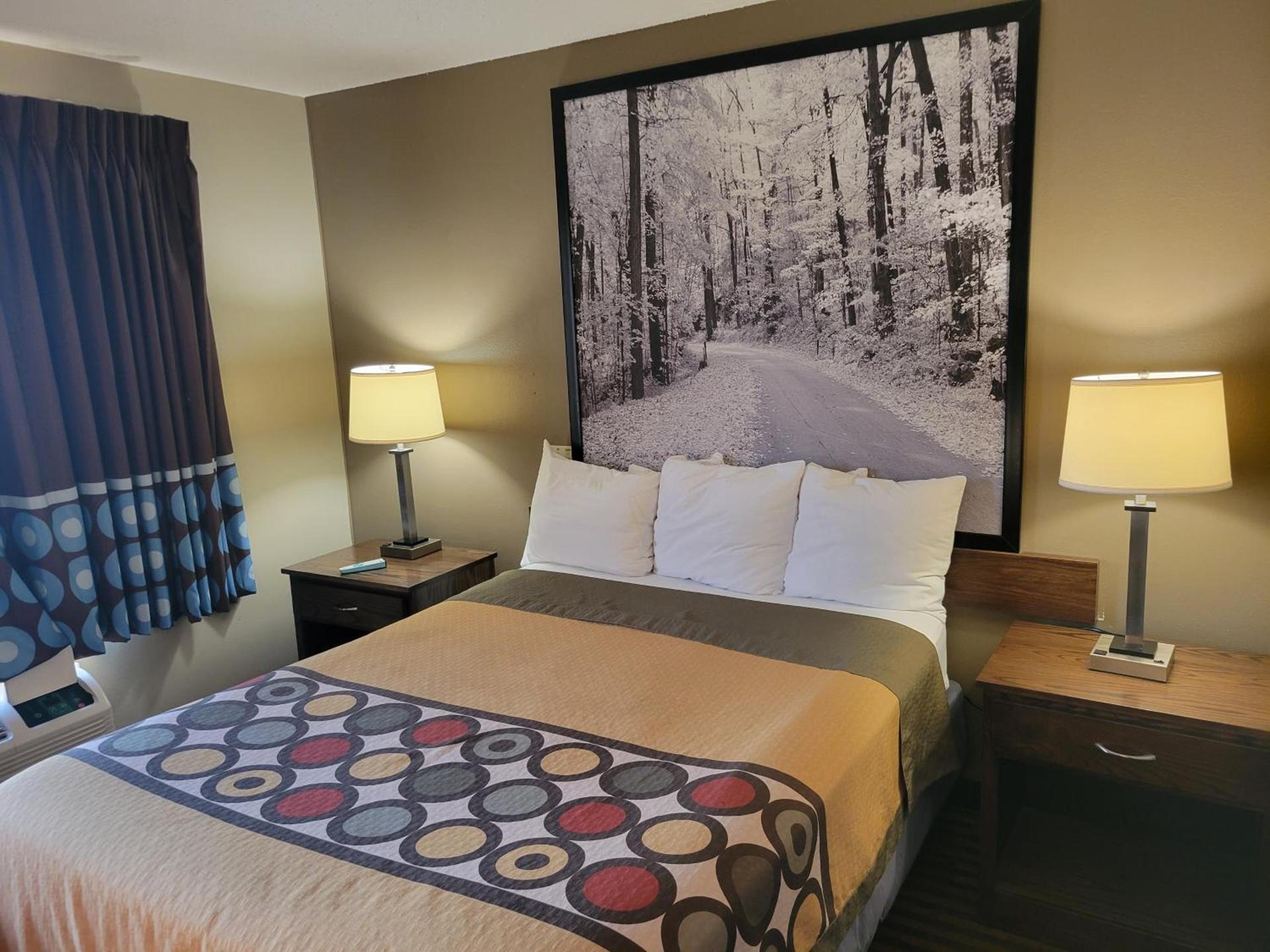 Super 8 by Wyndham Portage photo 23