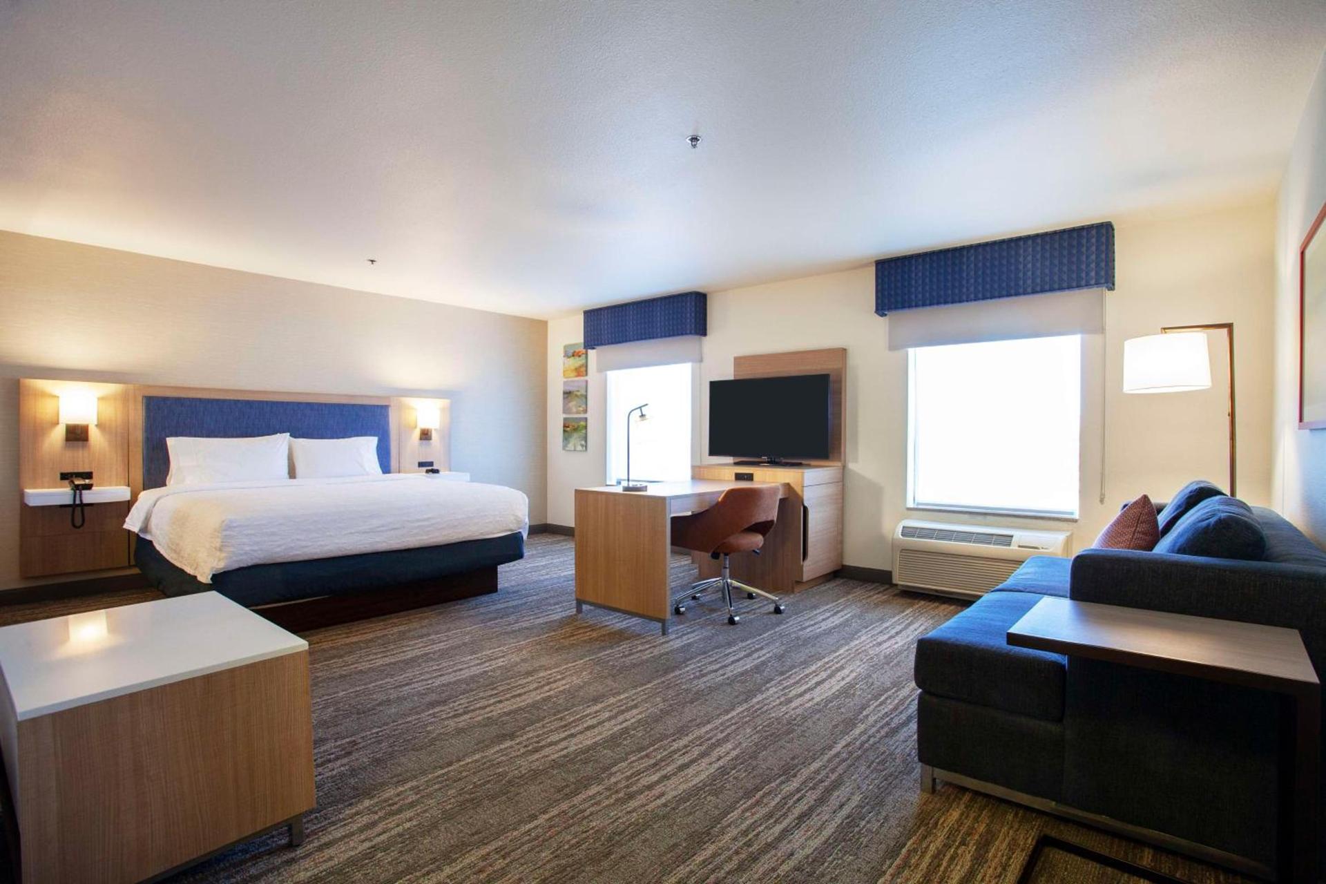 Hampton Inn & Suites Mountain Home photo 25