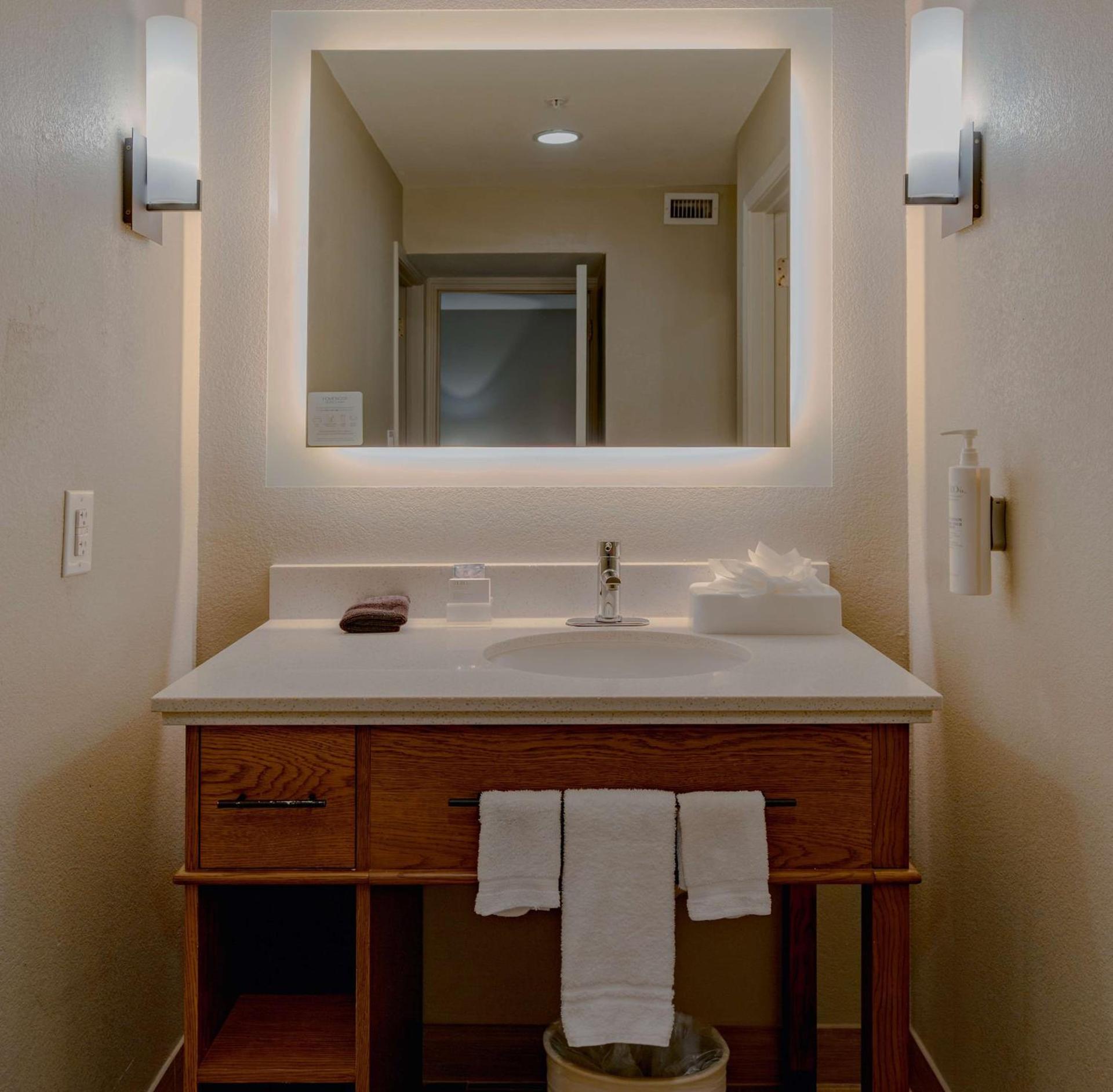 Homewood Suites by Hilton Ft. Worth-Bedford photo 16