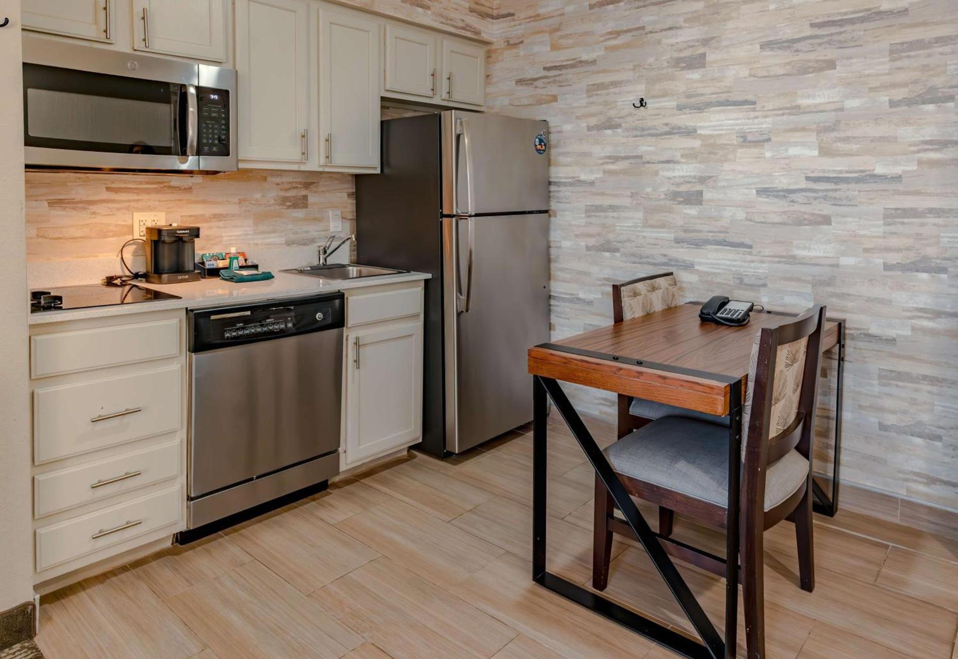 Homewood Suites by Hilton Ft. Worth-Bedford photo 10