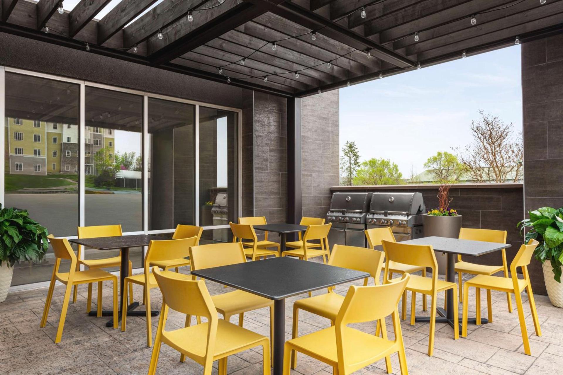 Home2 Suites By Hilton York photo 6
