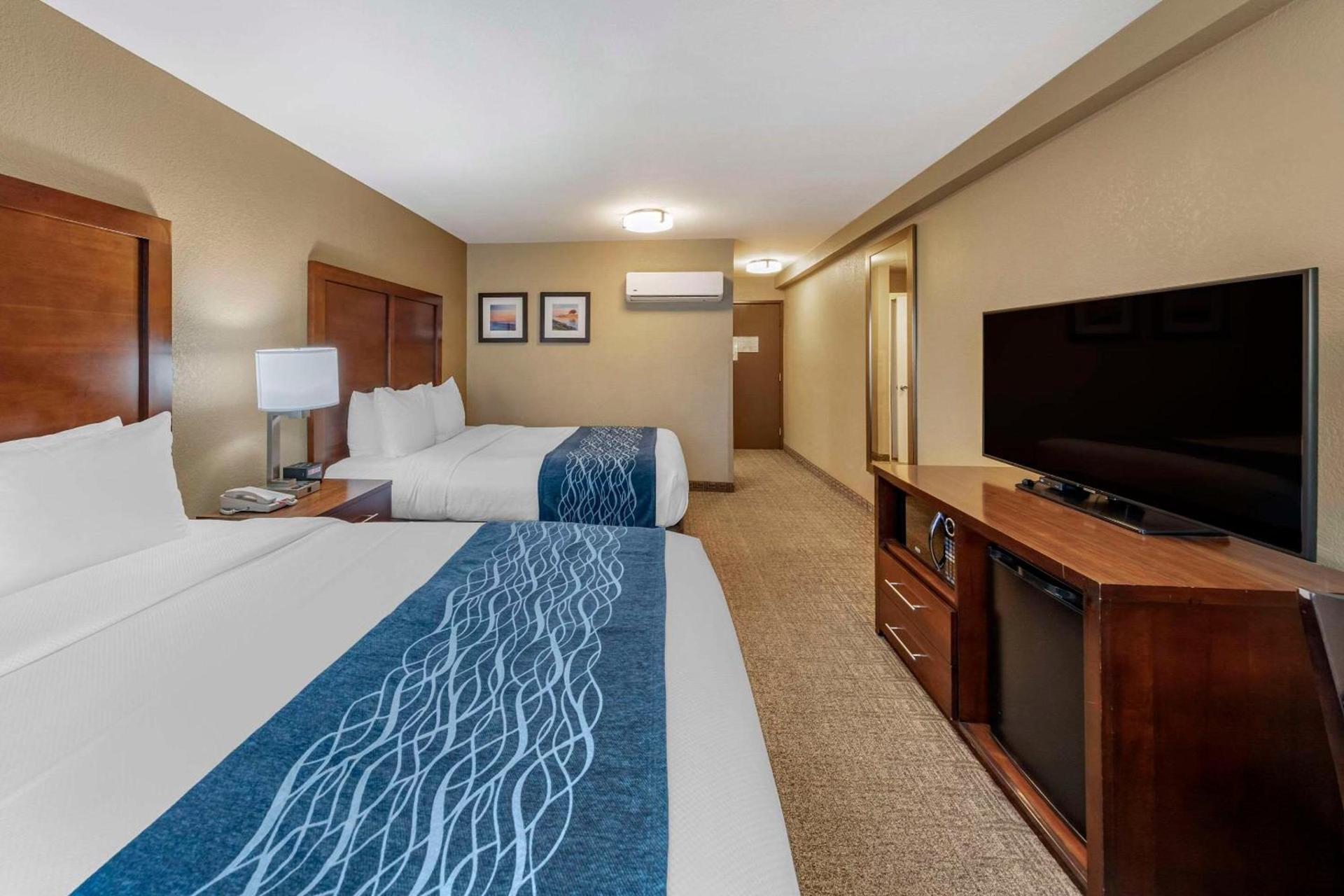 Comfort Inn & Suites Ventura Beach photo 24
