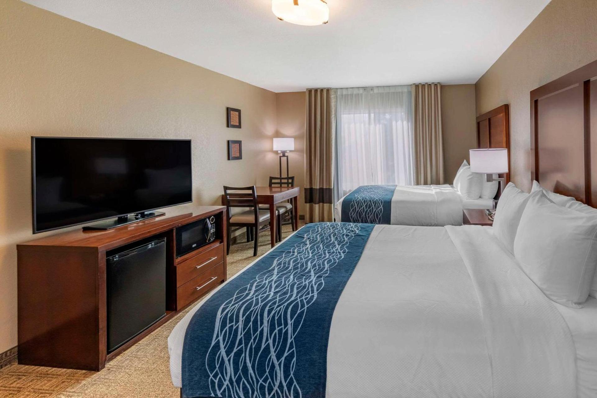 Comfort Inn & Suites Ventura Beach photo 28