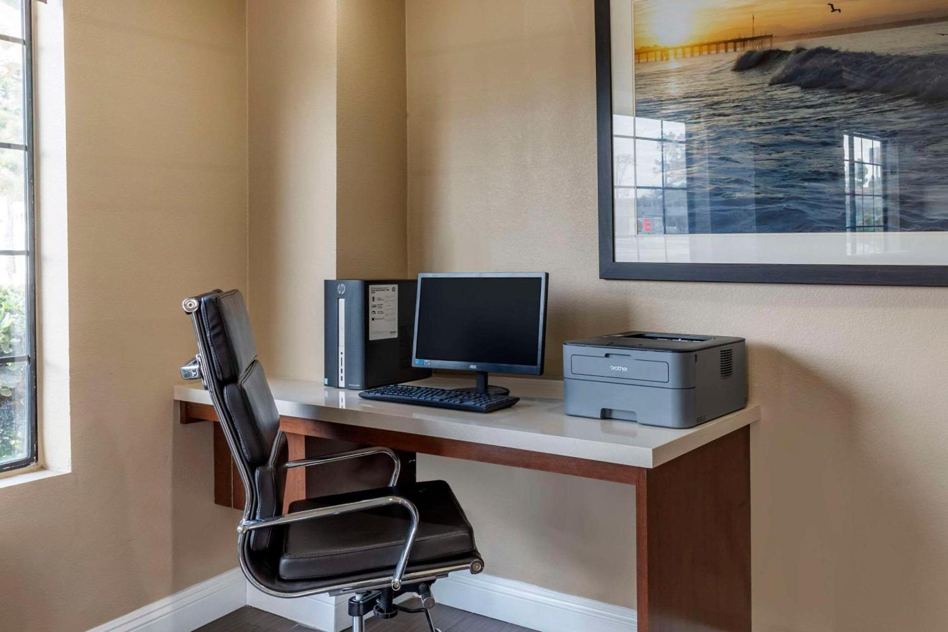 Comfort Inn & Suites Ventura Beach photo 30