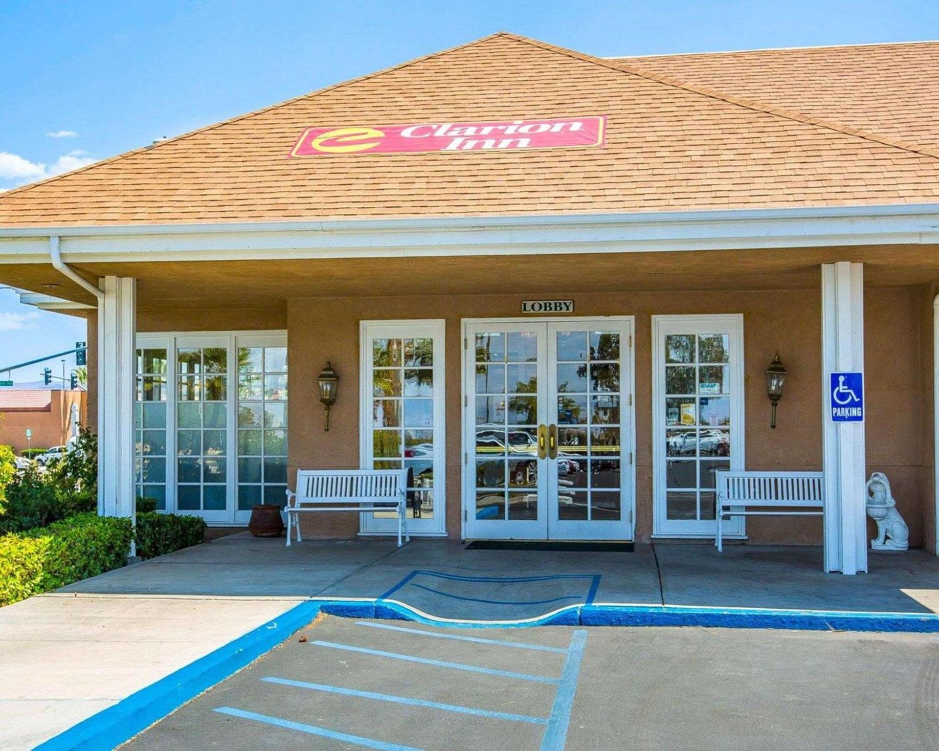 Clarion Inn Near China Lake Naval Station photo 2