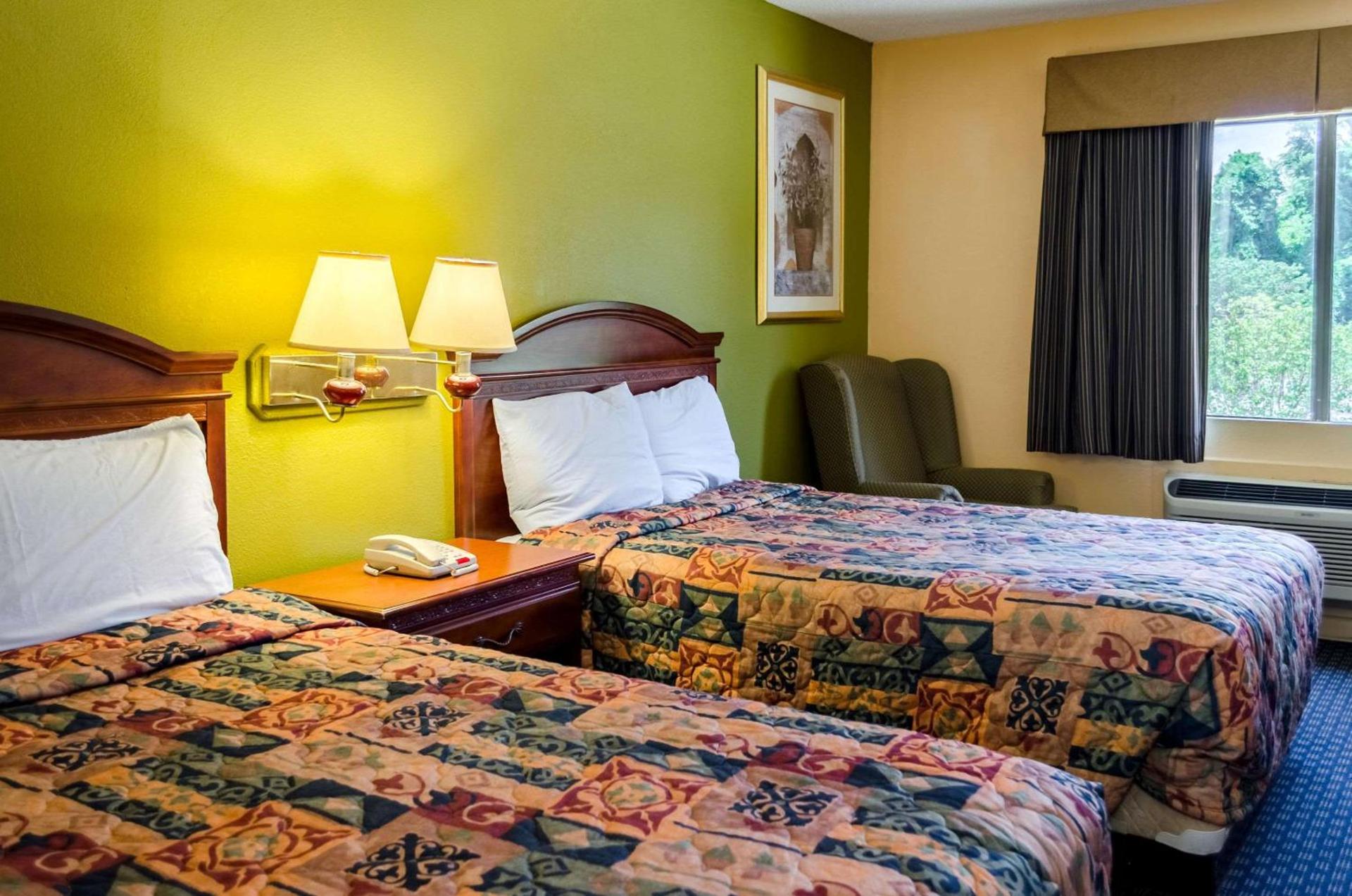 Rodeway Inn Vicksburg photo 8
