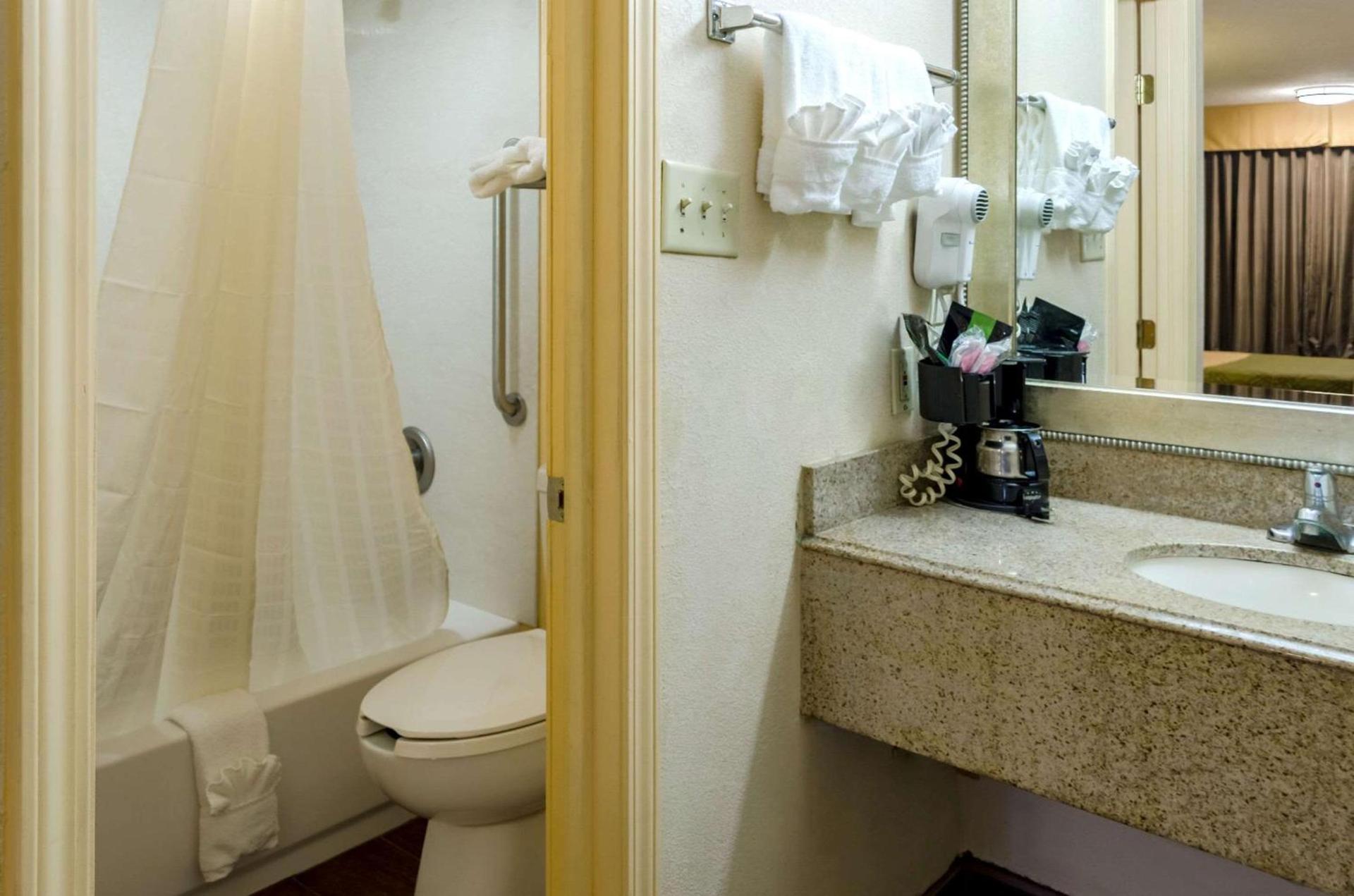 Rodeway Inn Vicksburg photo 18