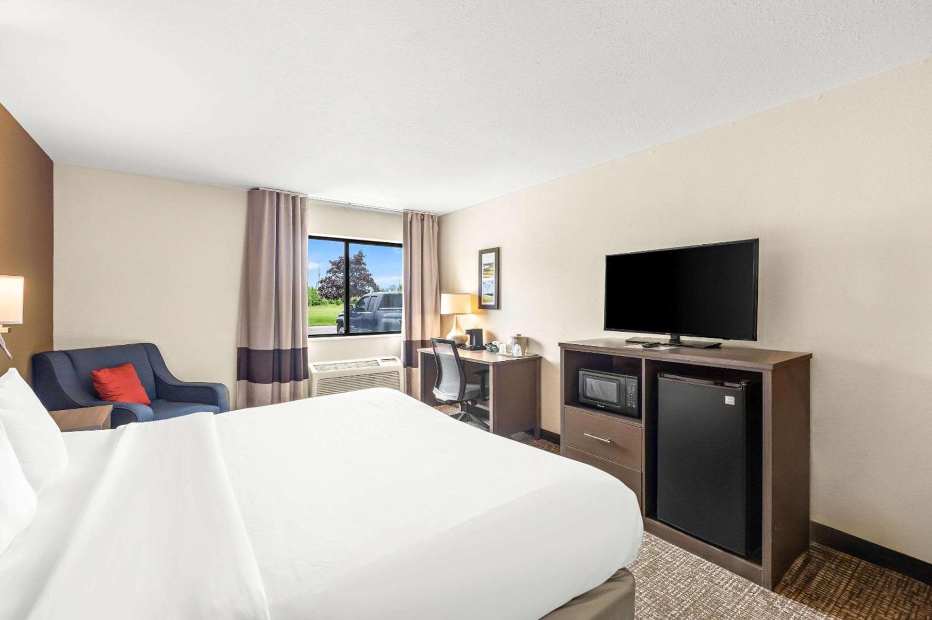 Comfort Inn Van Wert photo 9
