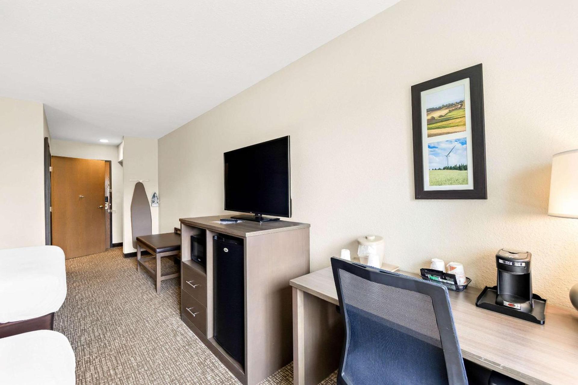 Comfort Inn Van Wert photo 14