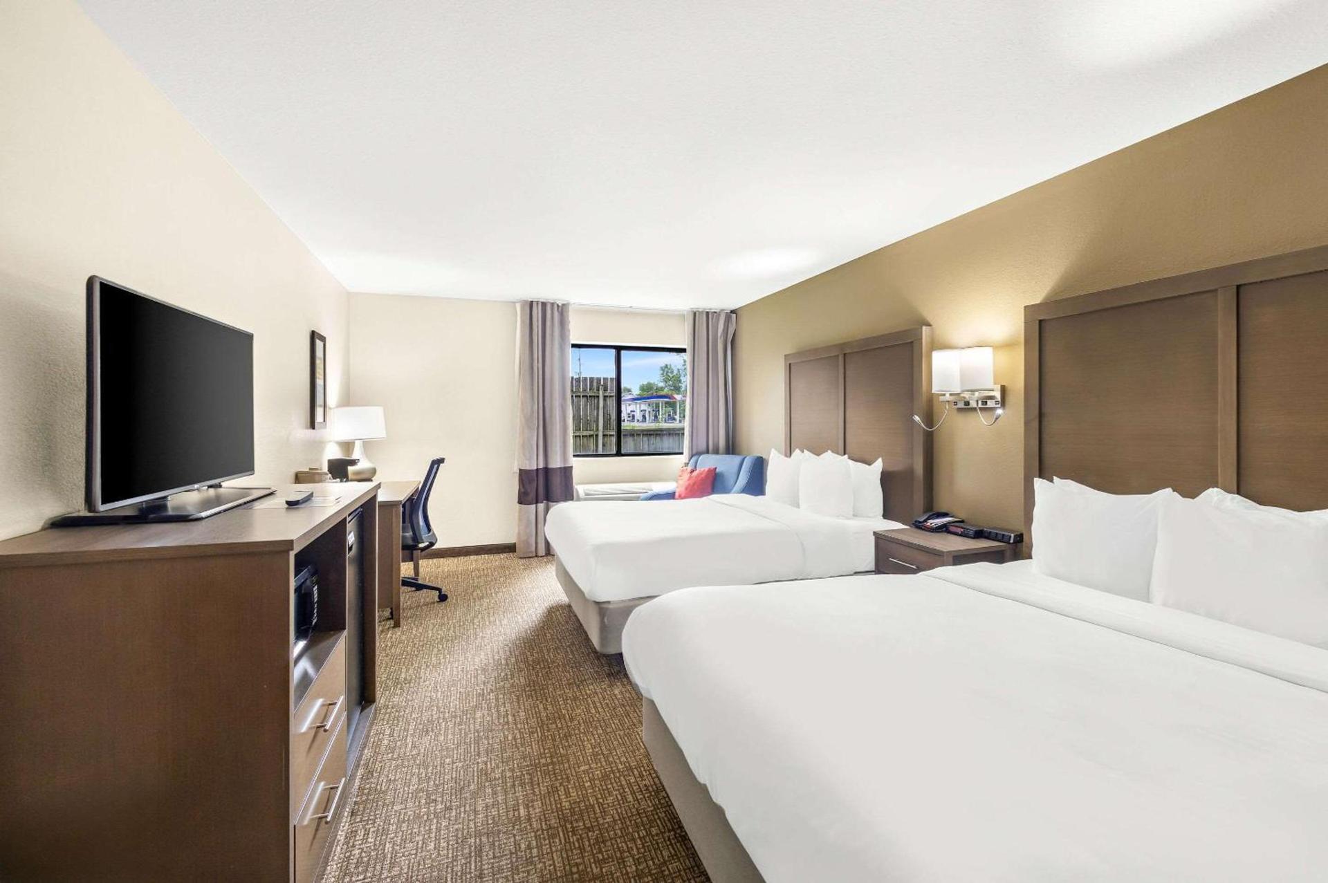 Comfort Inn Van Wert photo 23