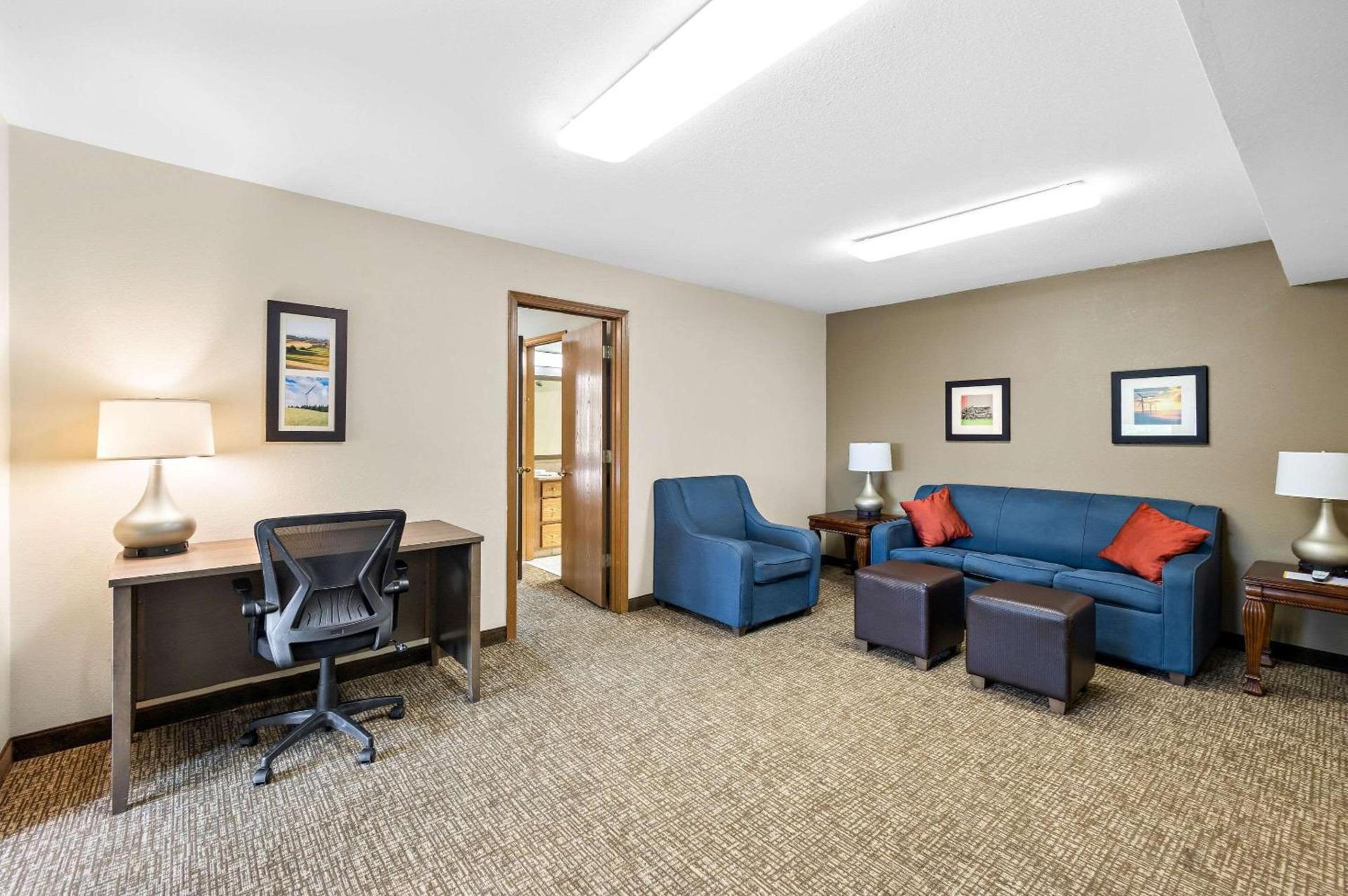 Comfort Inn Van Wert photo 26