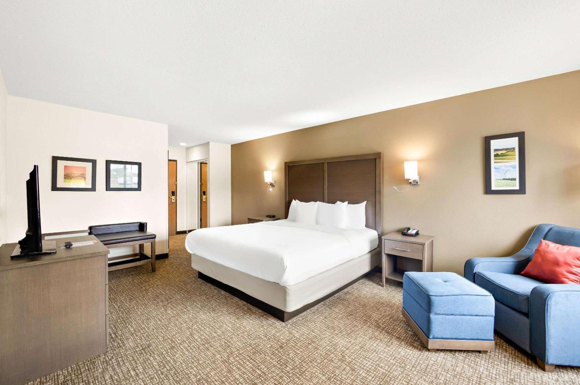 Comfort Inn Van Wert photo 30
