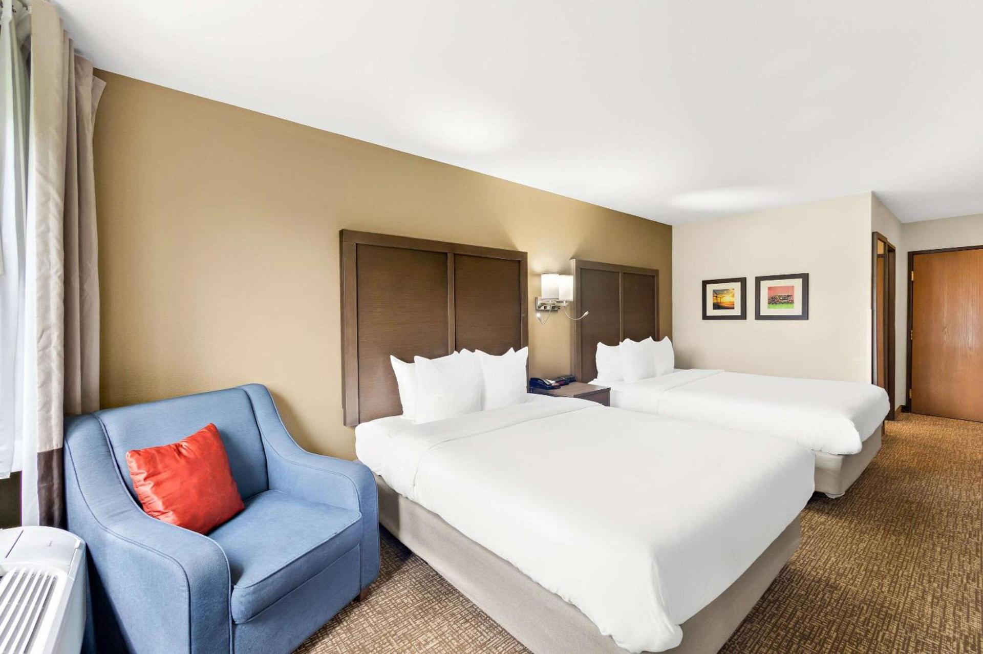 Comfort Inn Van Wert photo 37