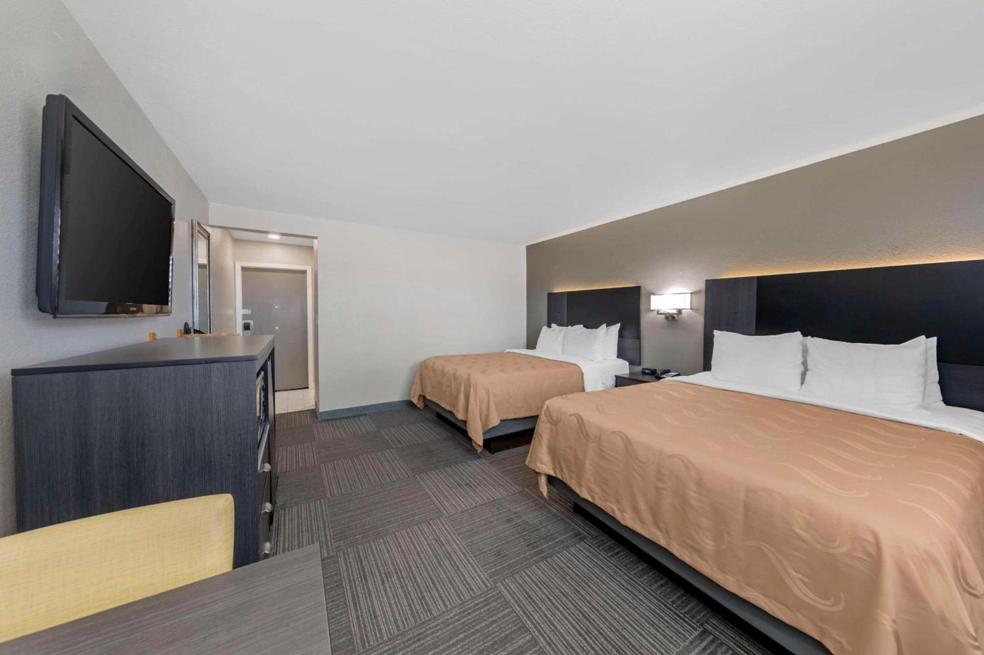 Quality Inn Kettleman City near Hwy 41 photo 12