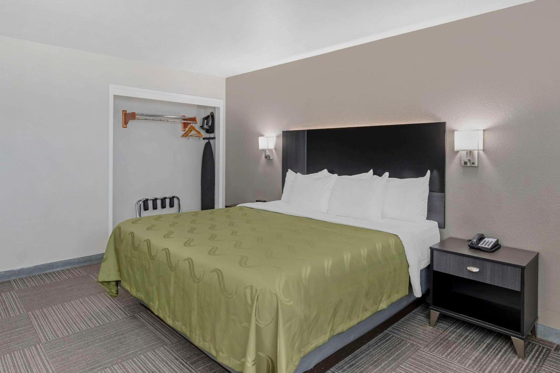Quality Inn Kettleman City near Hwy 41 photo 19