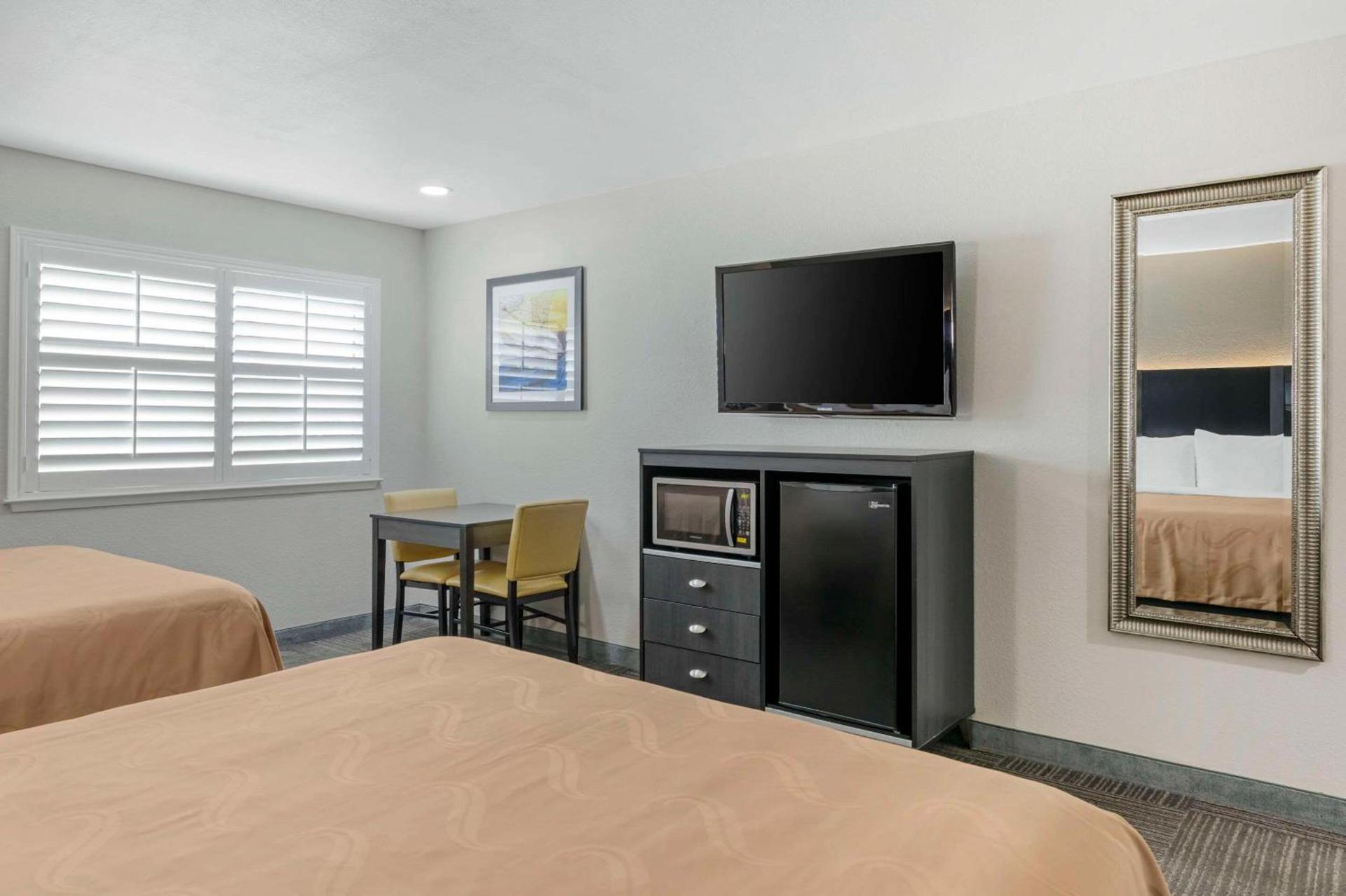 Quality Inn Kettleman City near Hwy 41 photo 24