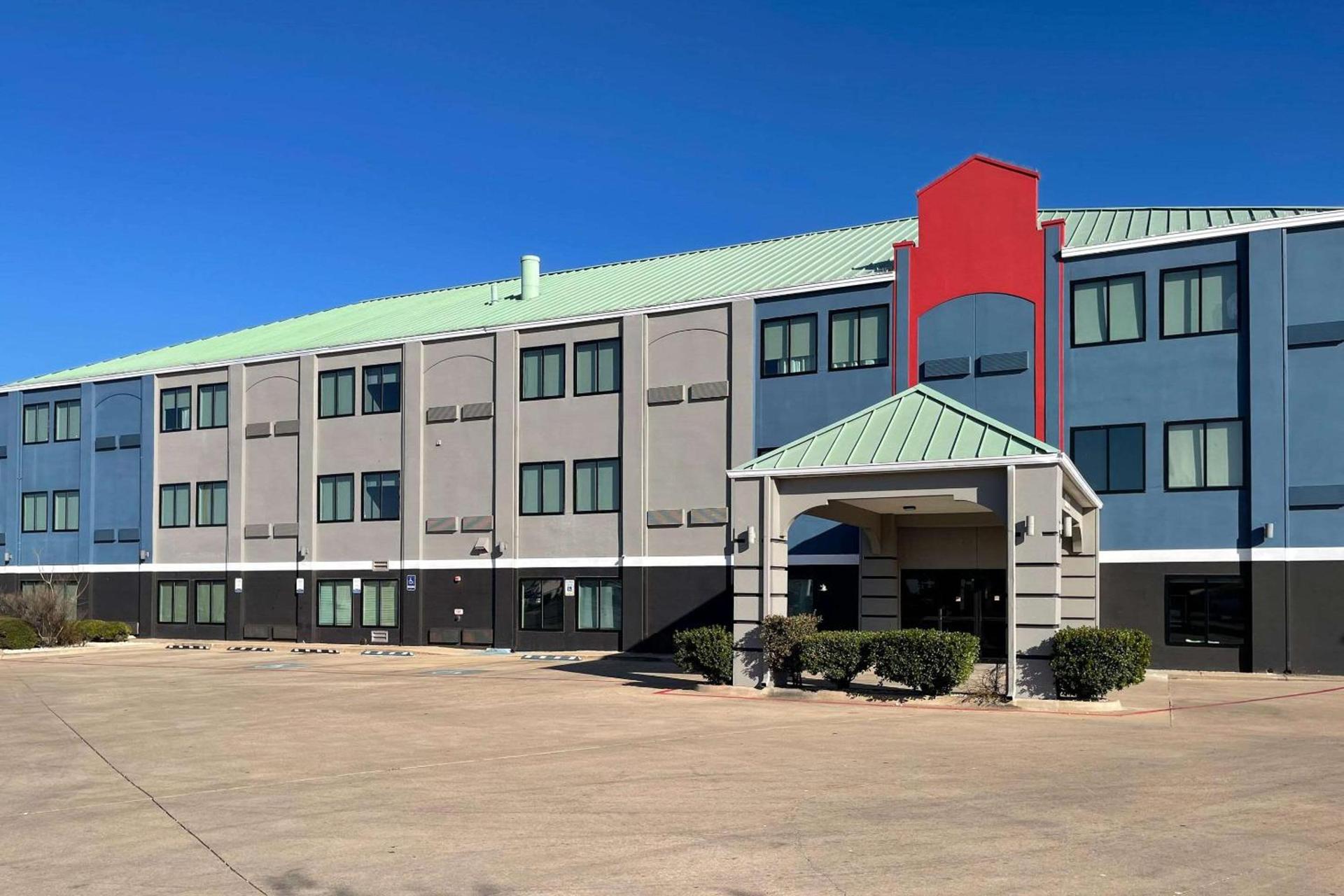 Quality Suites Abilene Mall Area photo 1