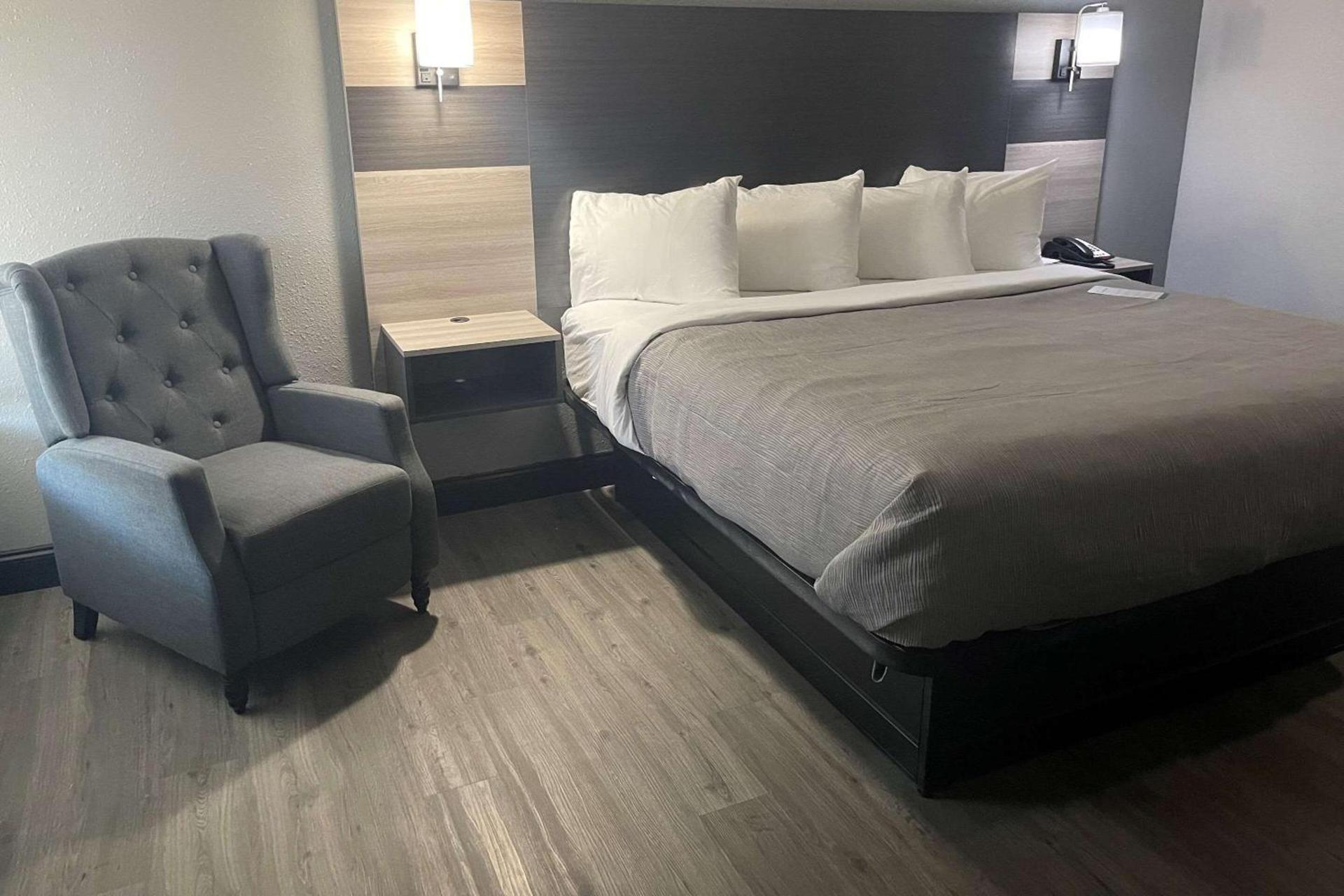 Quality Suites Abilene Mall Area photo 4