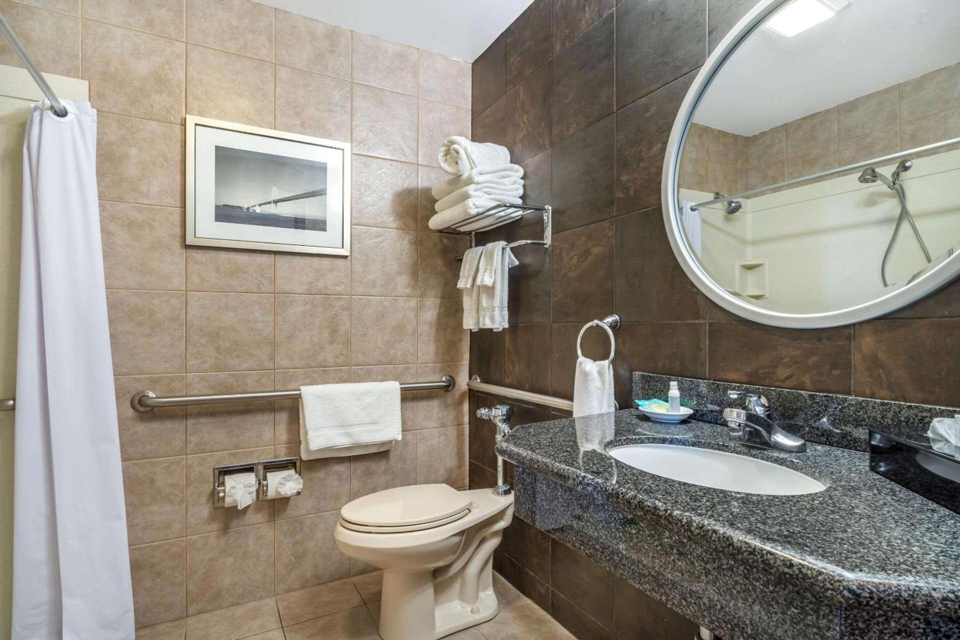 La Luna Inn, an Ascend Collection Hotel photo 27