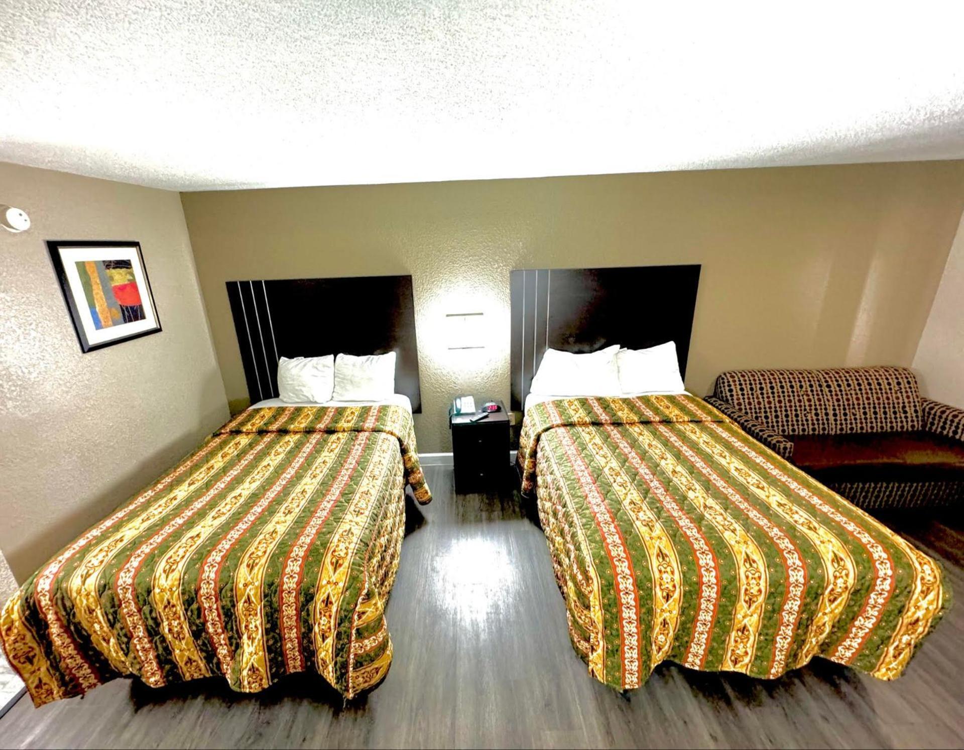 Rodeway Inn Expo Center photo 17