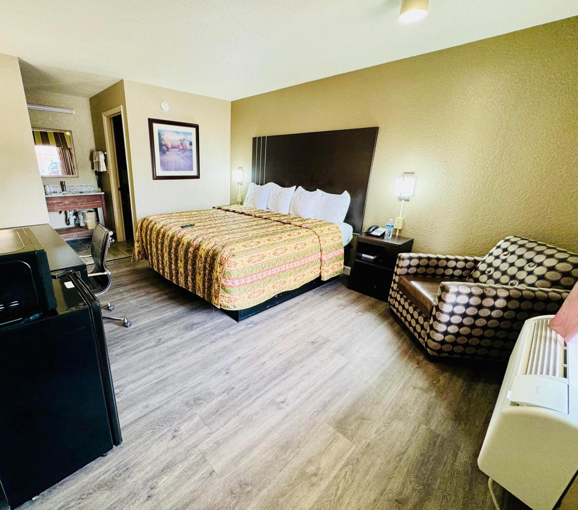 Rodeway Inn Expo Center photo 22