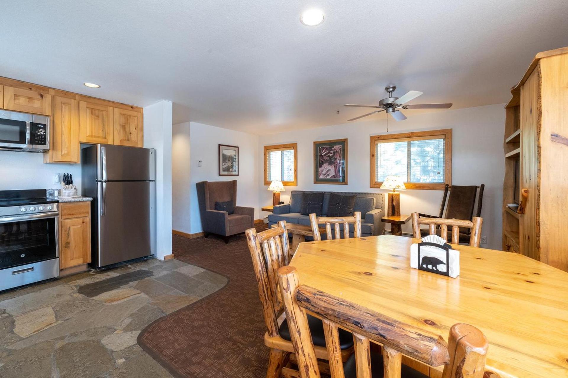 Red Wolf Lakeside Lodge photo 33