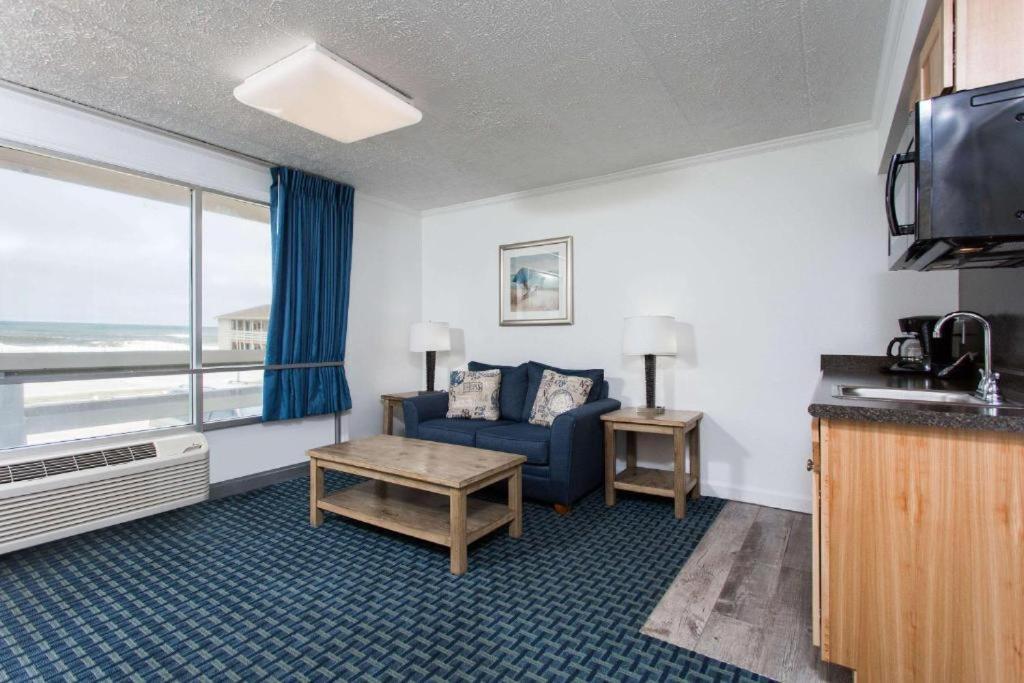 Mariner Inn And Suites photo 41