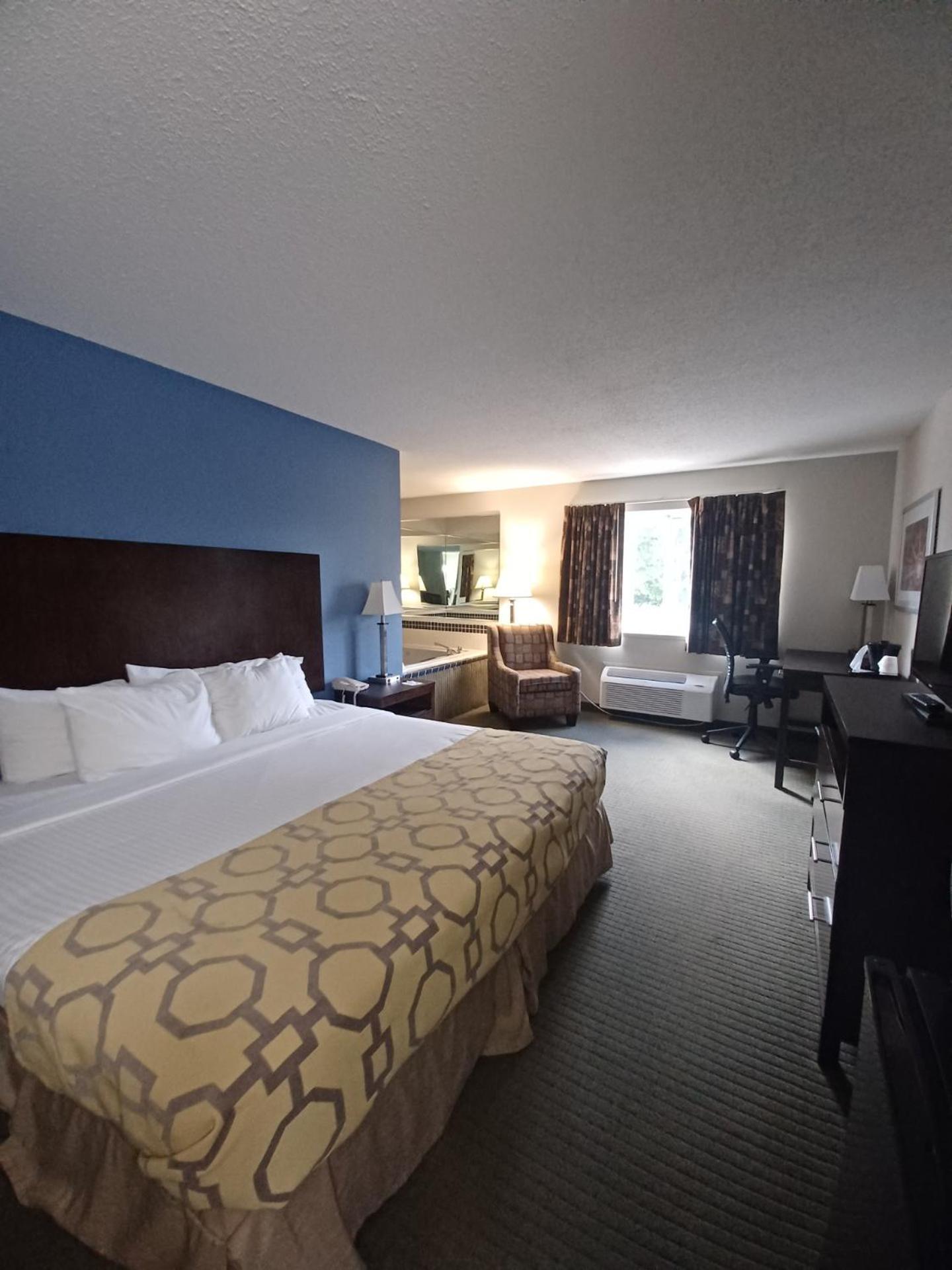 Baymont by Wyndham Freeport photo 26