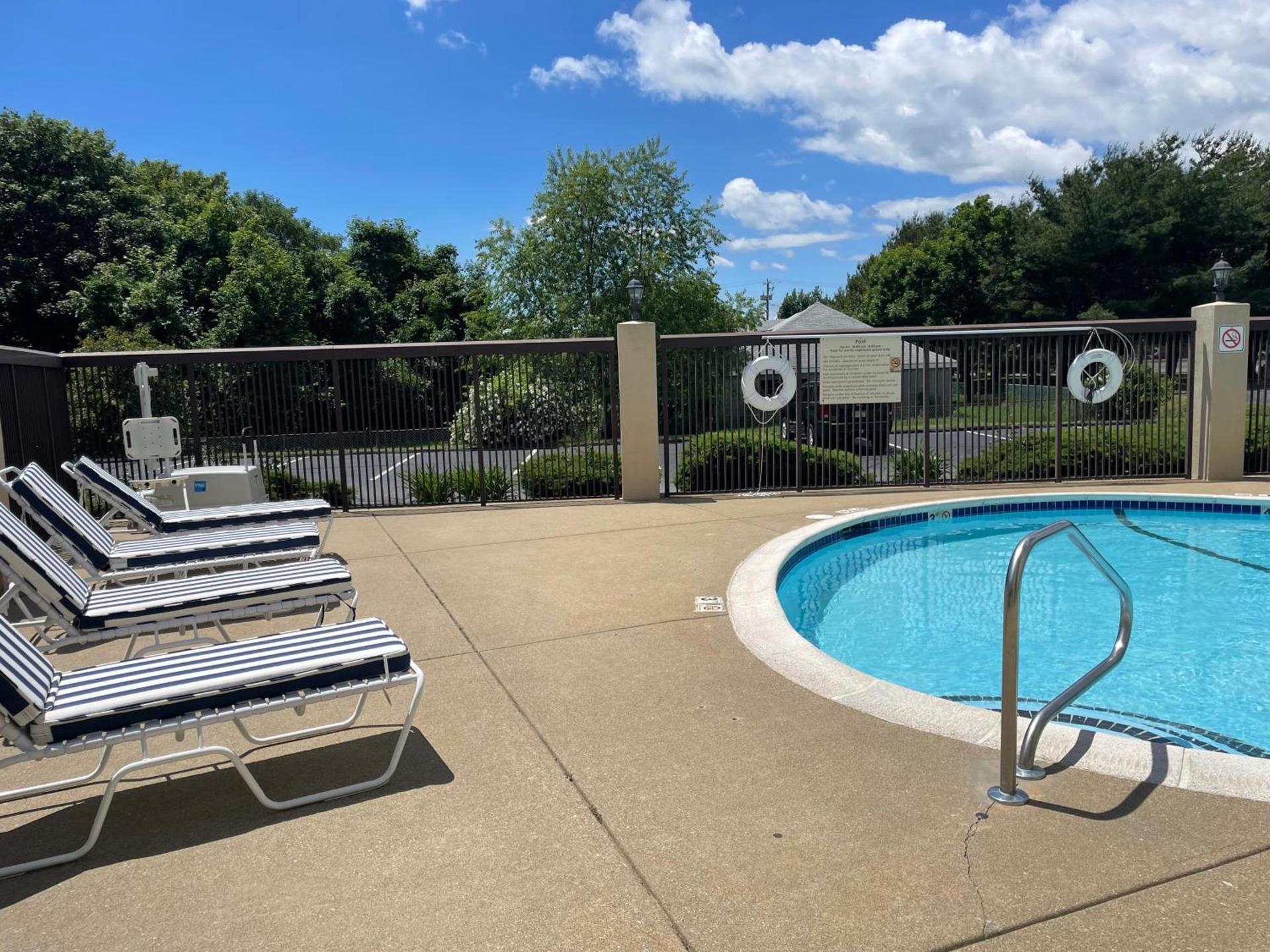 Hampton Inn New Bedford/Fairhaven photo 13