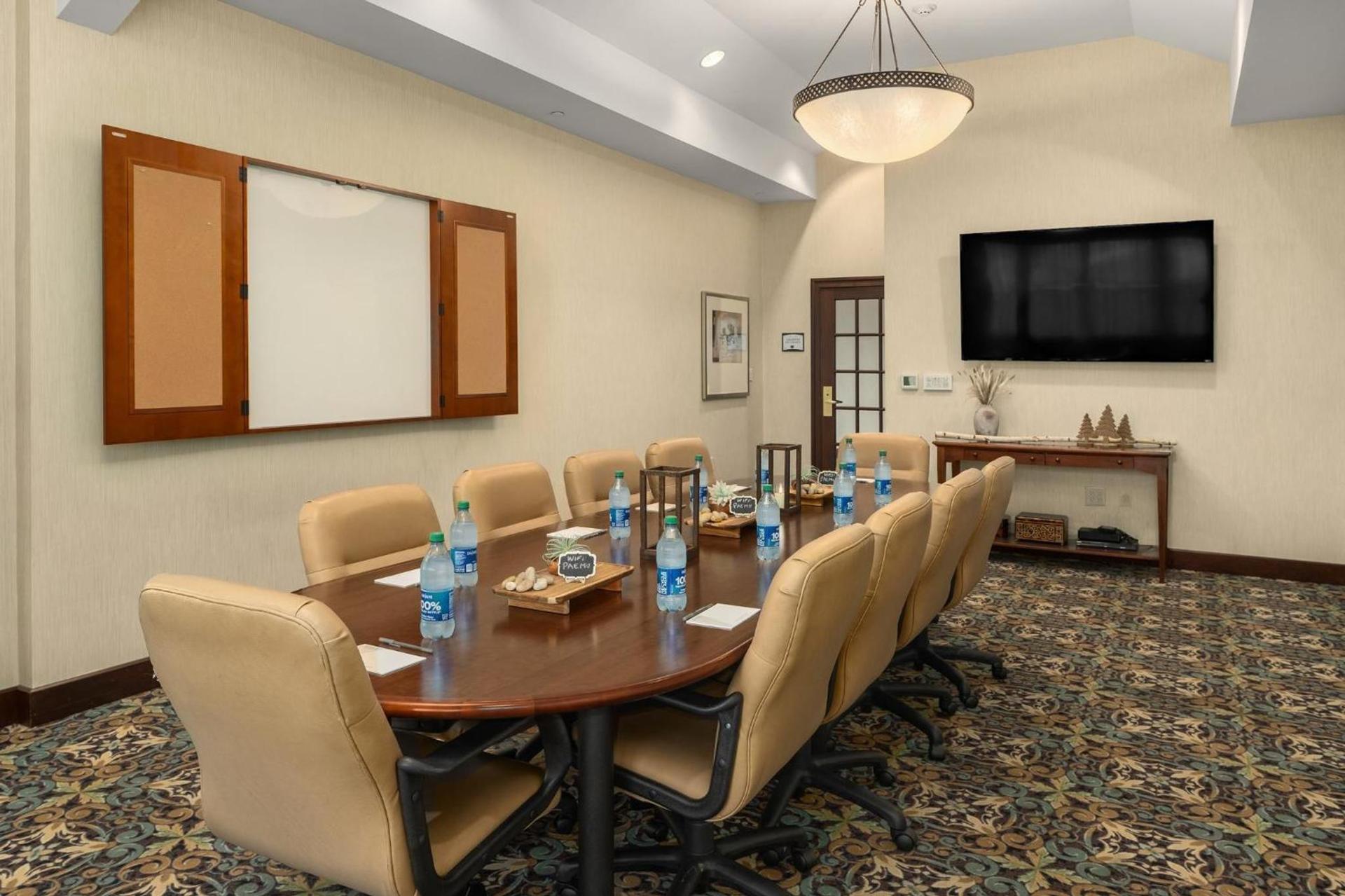 Staybridge Suites Everett - Paine Field by IHG photo 73